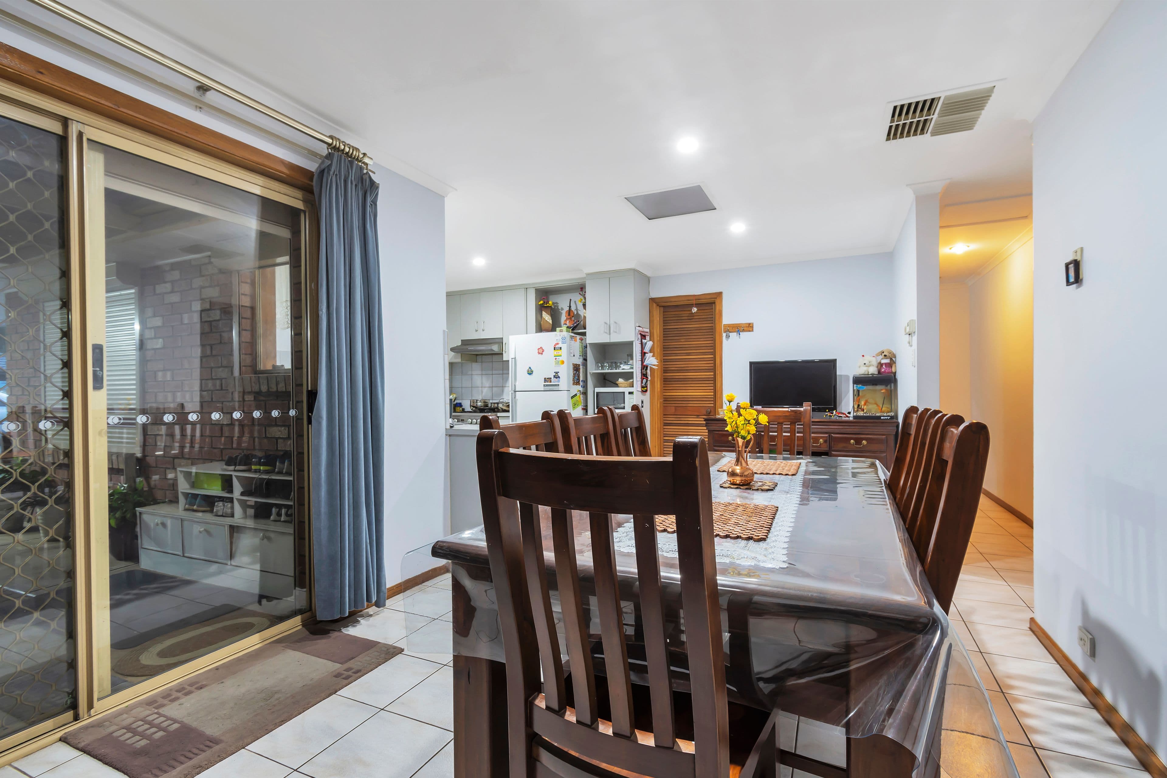 48 Swallow Crescent, Parafield Gardens SA 5107, Parafield Gardens - Thumbnail 7