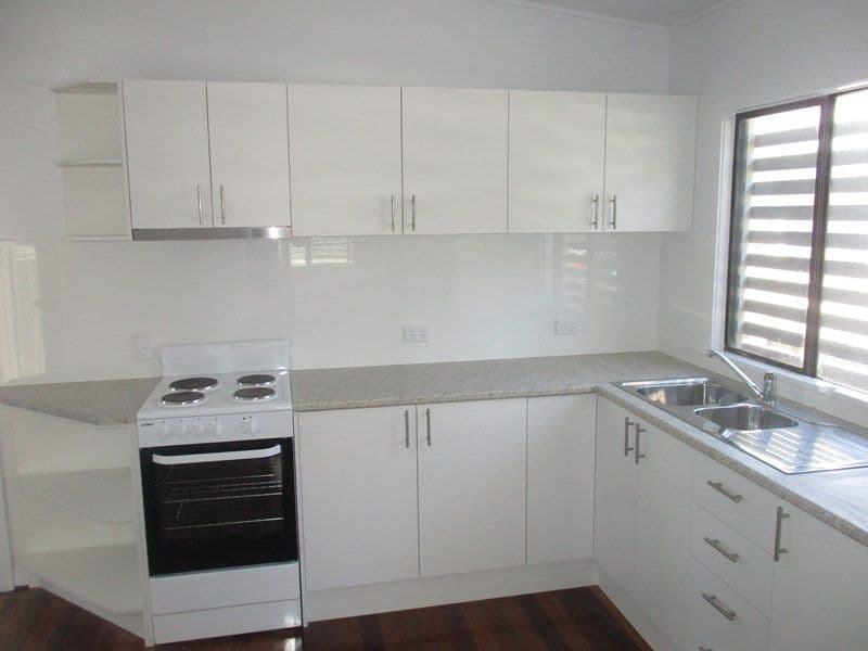 33 Grosvenor Terrace, Deception Bay QLD 4508, Deception Bay - Thumbnail 3
