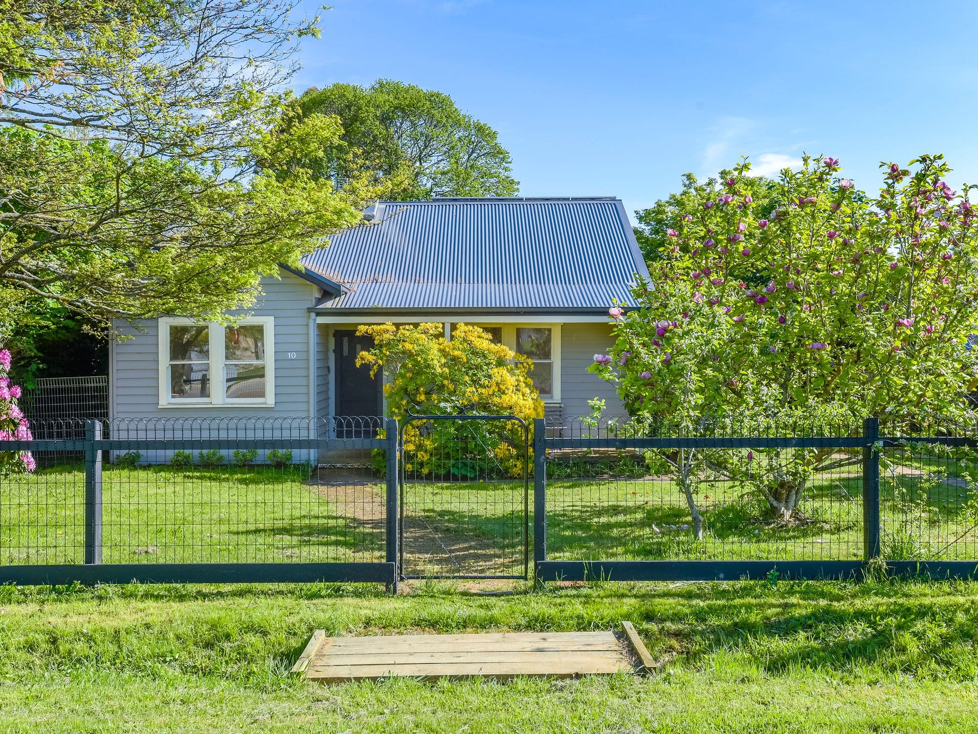 10 Albert Street, Trentham VIC 3458, Trentham - Image 1