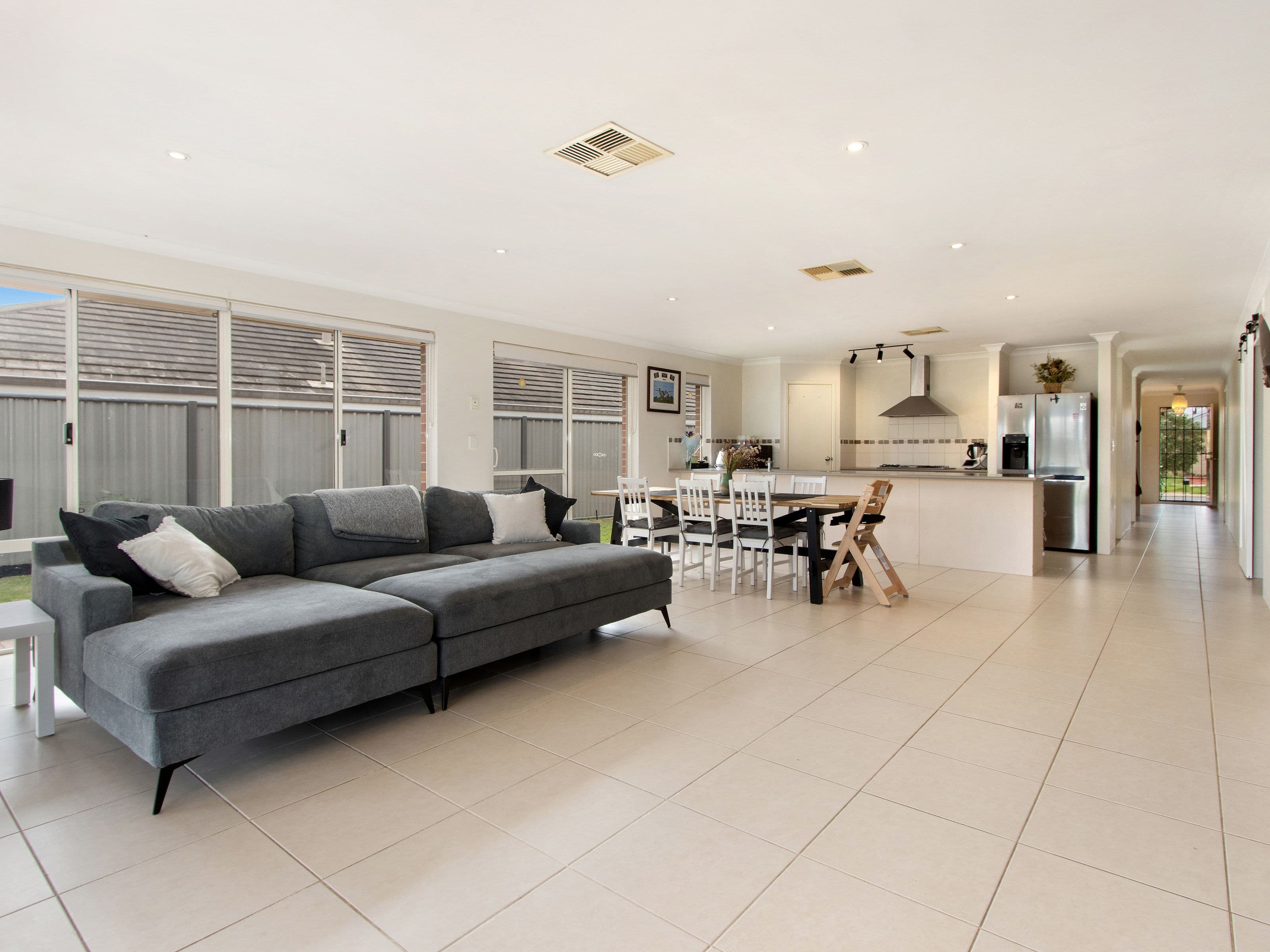7 Vivien Avenue, Baldivis WA 6171, Baldivis - Thumbnail 5
