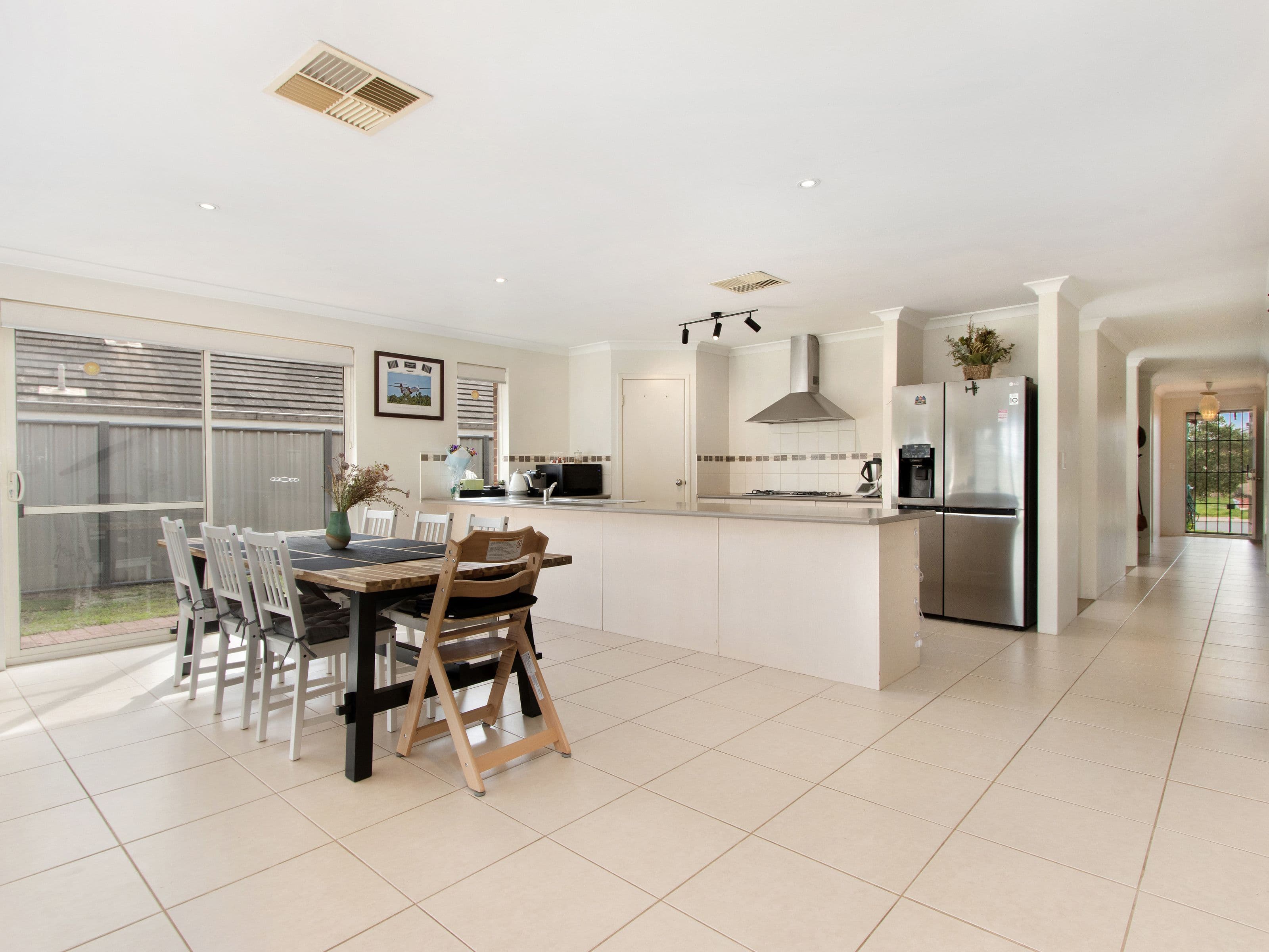 7 Vivien Avenue, Baldivis WA 6171, Baldivis - Thumbnail 7