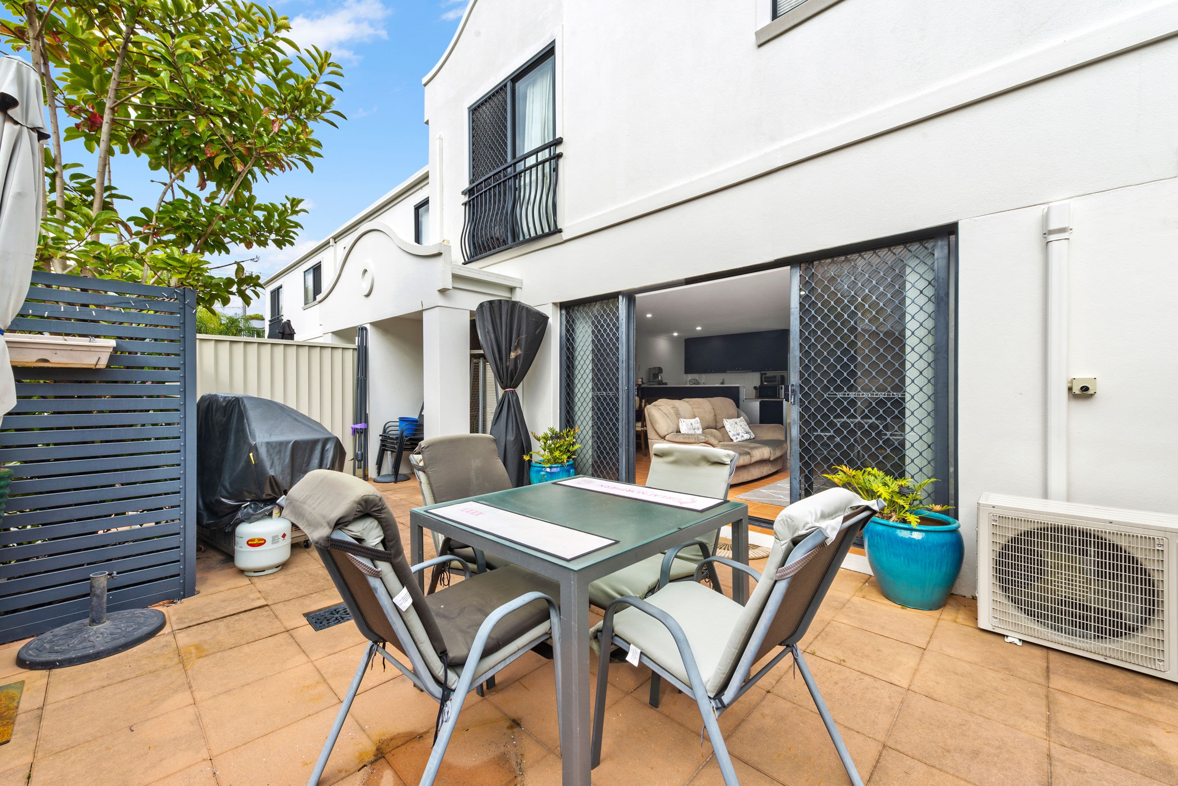 4 Scenic Avenue, Benowa QLD 4217, Benowa - Thumbnail 7