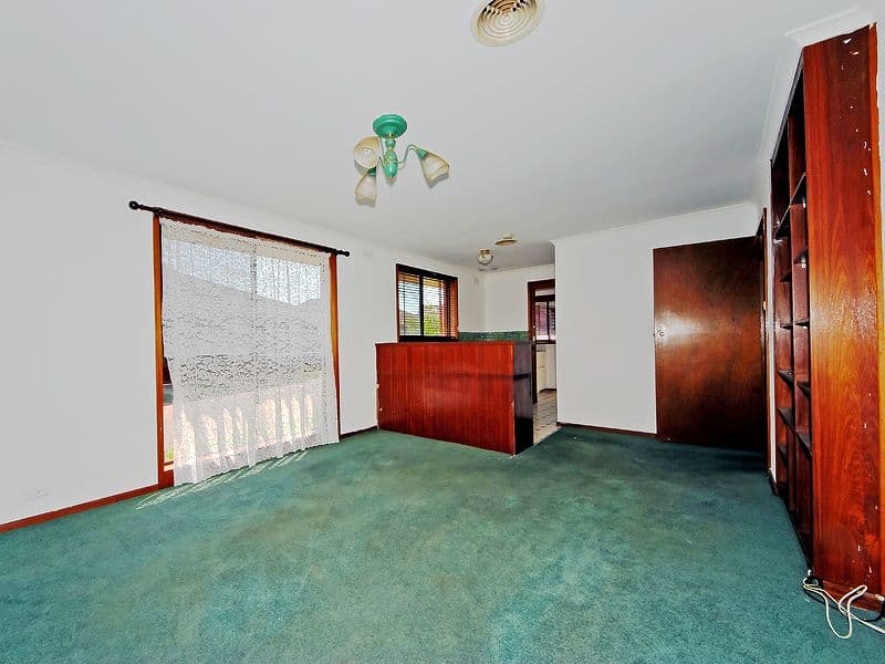 9 Market Road, Werribee VIC 3030, Werribee - Thumbnail 2