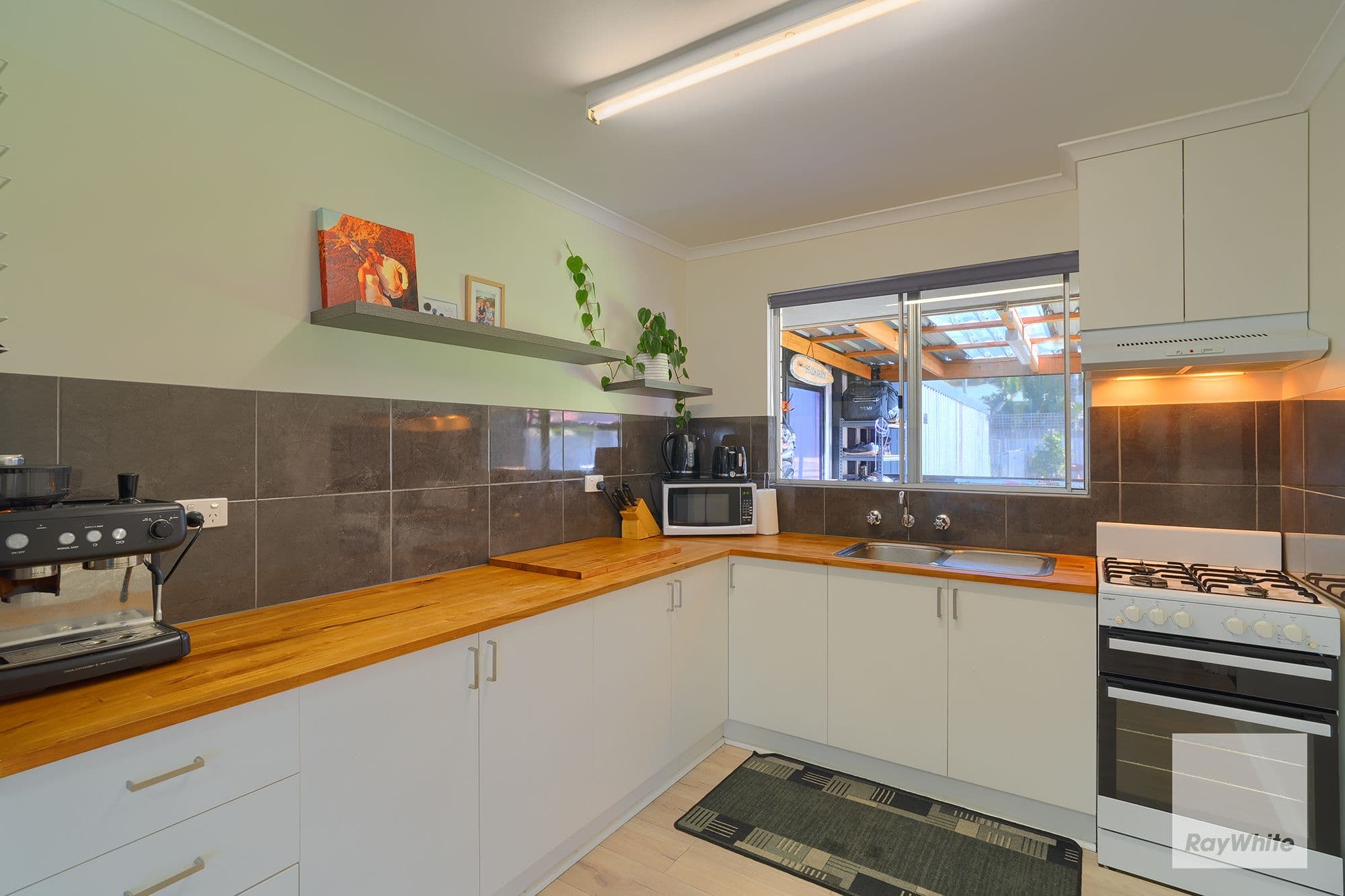 11 Evans Road, Bayonet Head WA 6330, Bayonet Head - Thumbnail 3