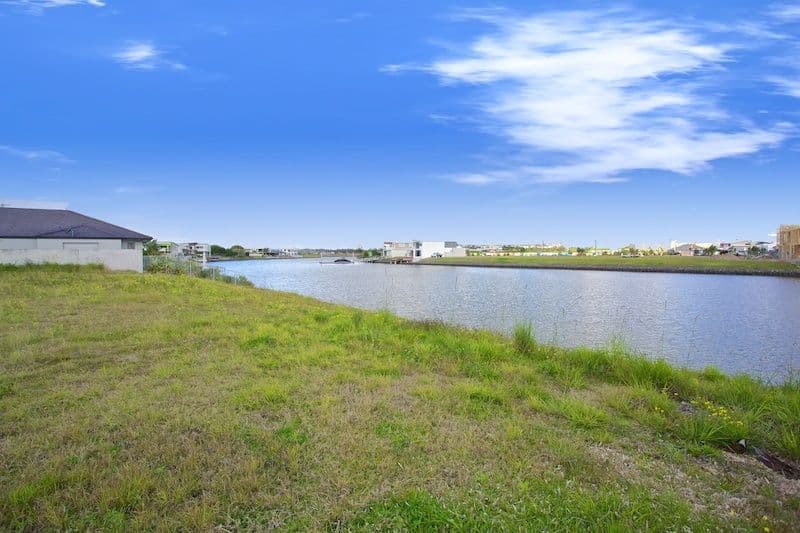 60 Palladium Boulevard, HOPE ISLAND QLD 4212, Hope Island - Thumbnail 2