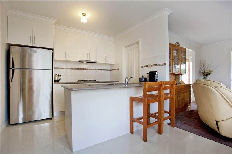 2 Young Street, LARA VIC 3212, Lara - Thumbnail 3