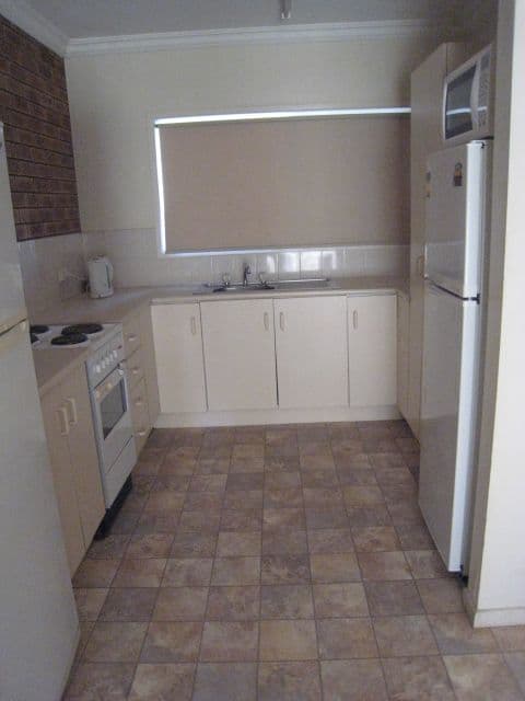 36 Wiseman Street, The Range, QLD, 4700, The Range - Thumbnail 3