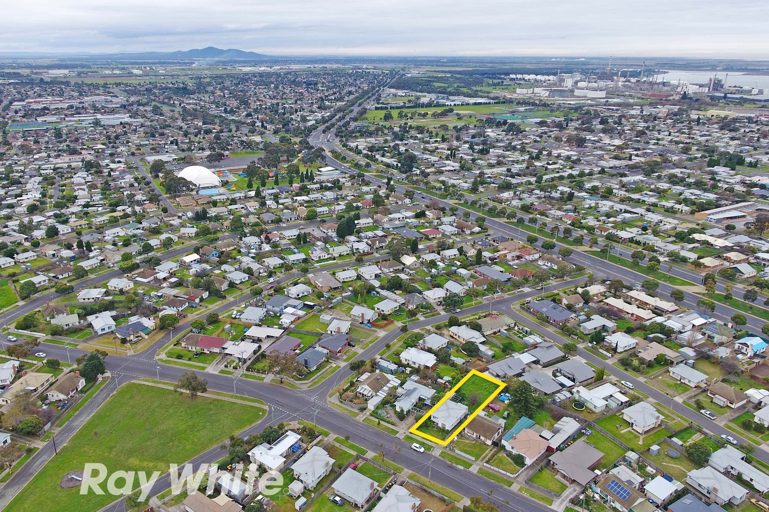 22 Robin Avenue, Norlane VIC 3214, Norlane - Thumbnail 2