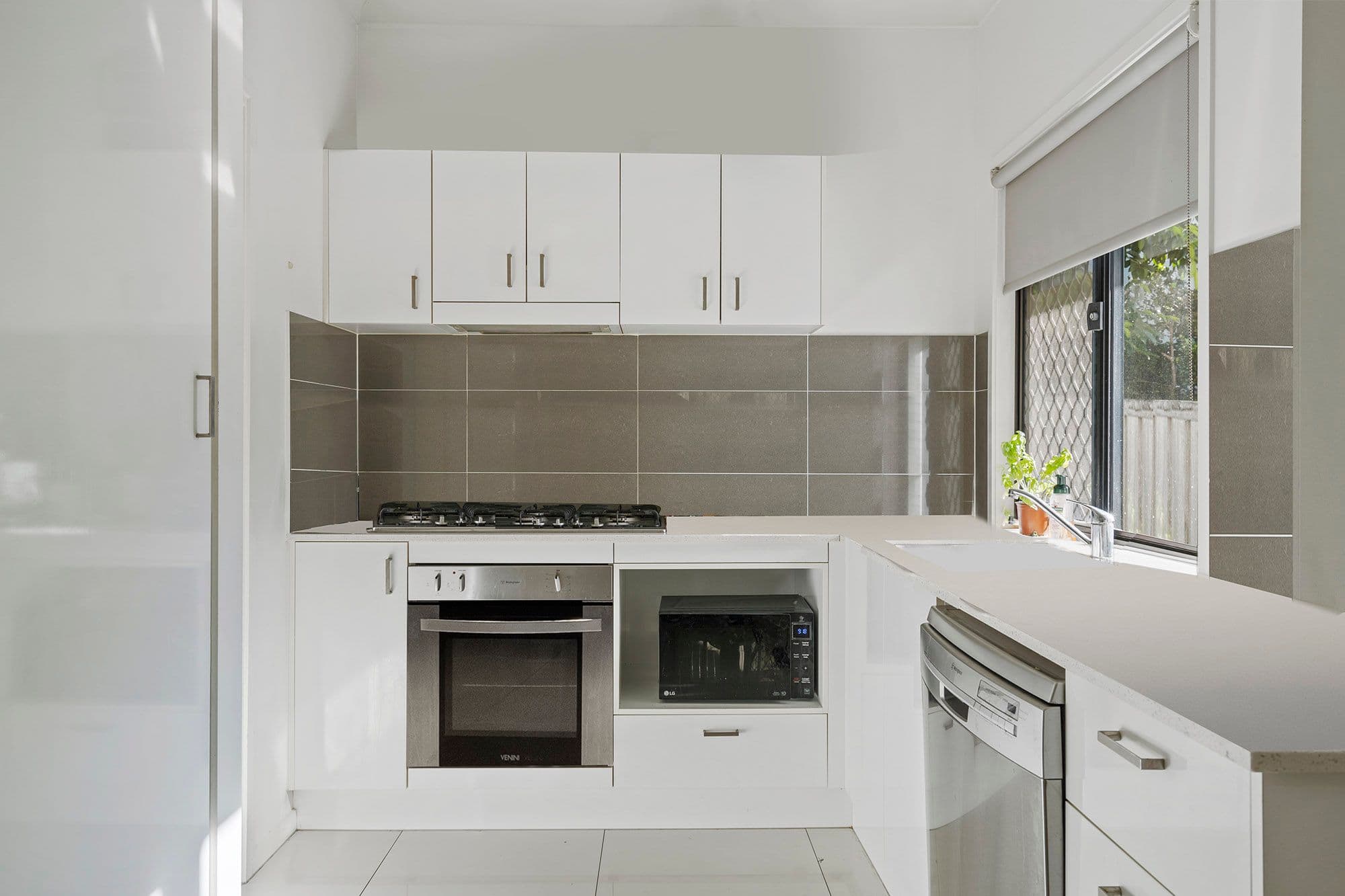 18 Berge Street, Mount Gravatt QLD 4122, Mount Gravatt - Thumbnail 4