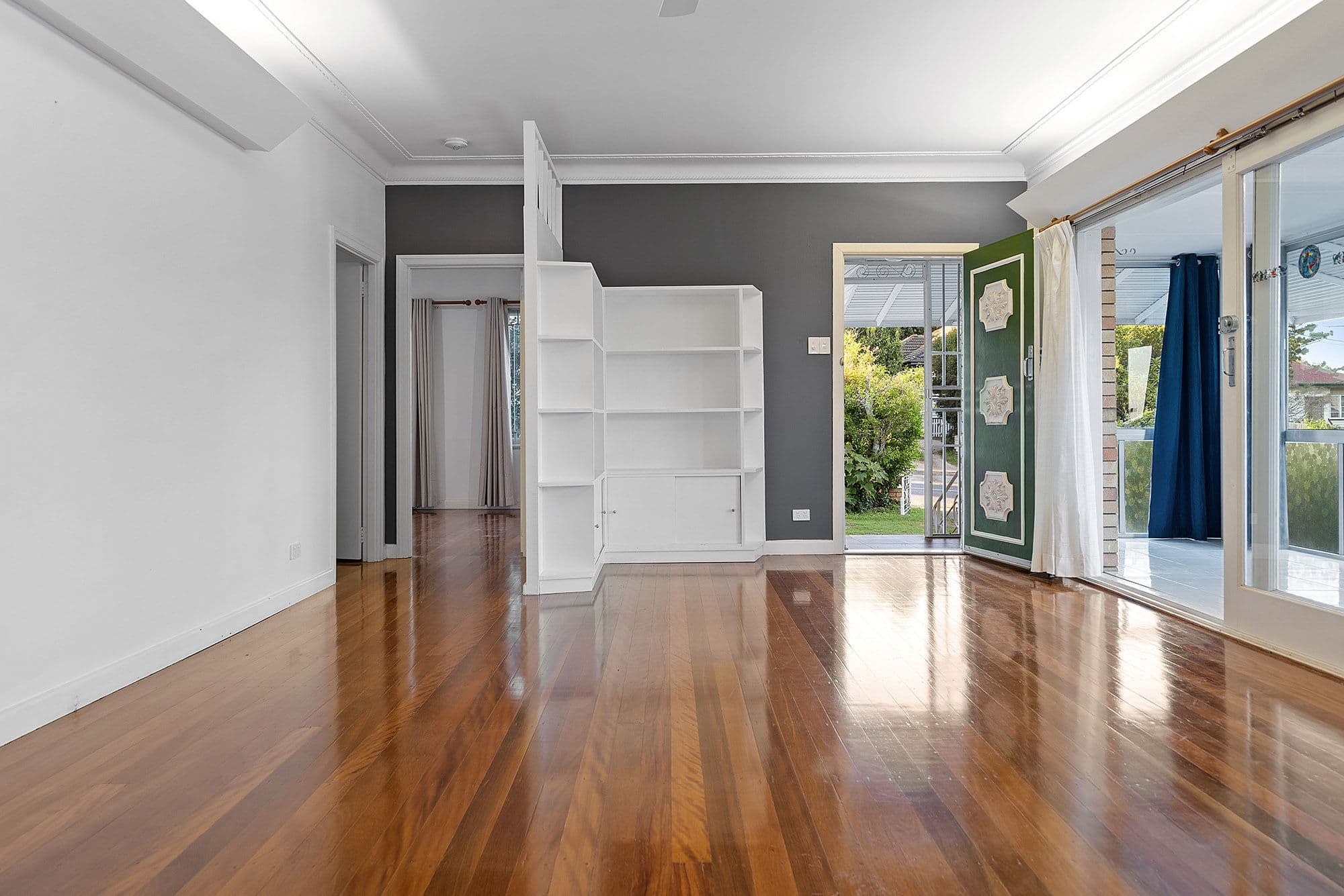 153 Dawson Road, Upper Mount Gravatt QLD 4122, Upper Mount Gravatt - Thumbnail 2