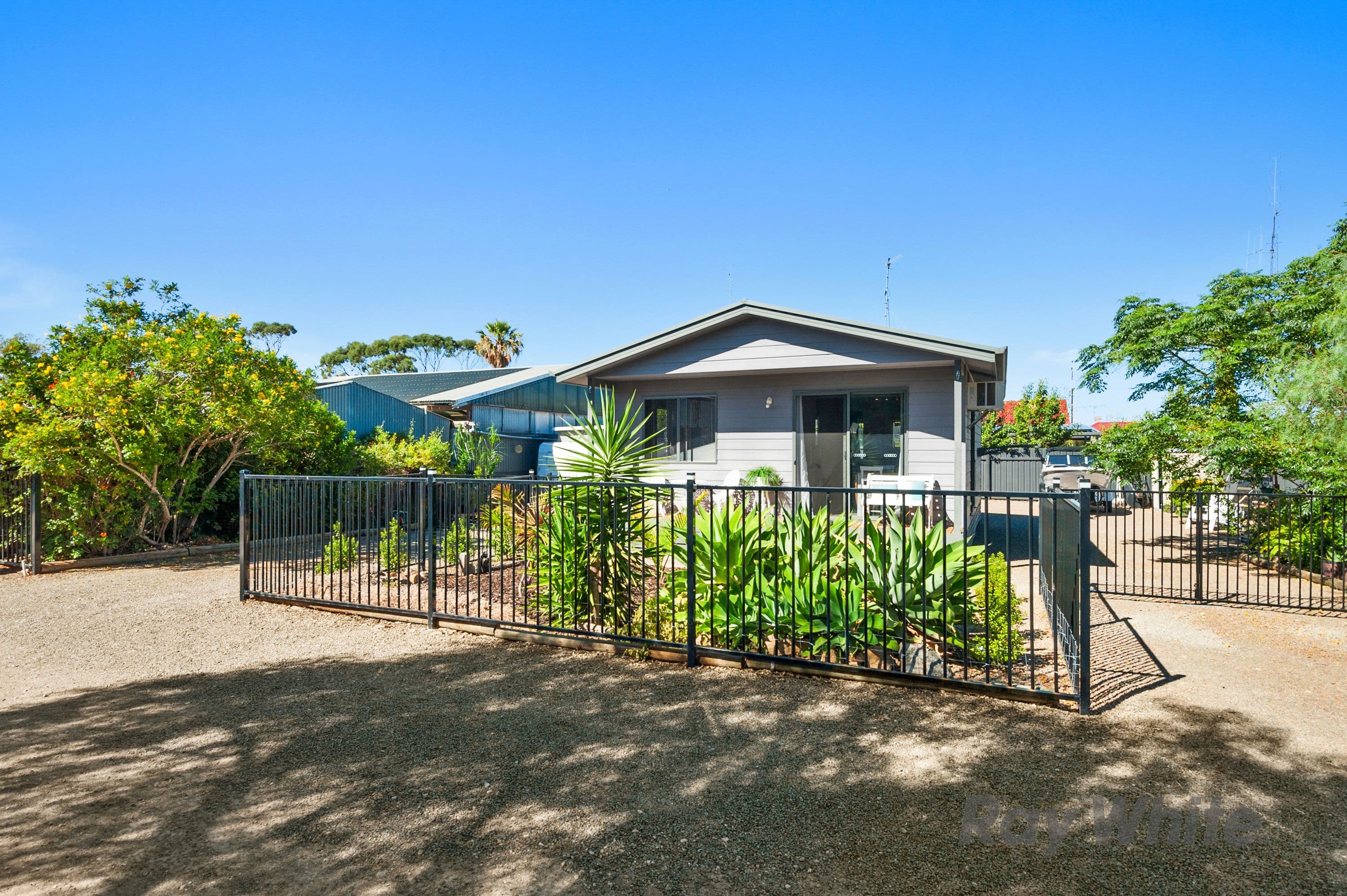 26 Thorne Street, Wallaroo SA 5556, Wallaroo - Thumbnail 3
