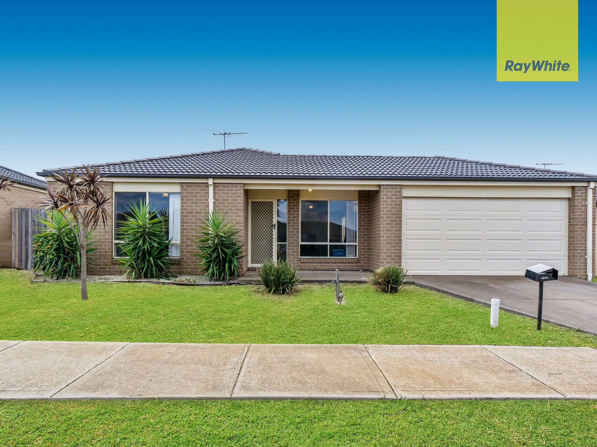 25 Spearfelt Street, Kurunjang VIC 3337, Kurunjang - Image 1