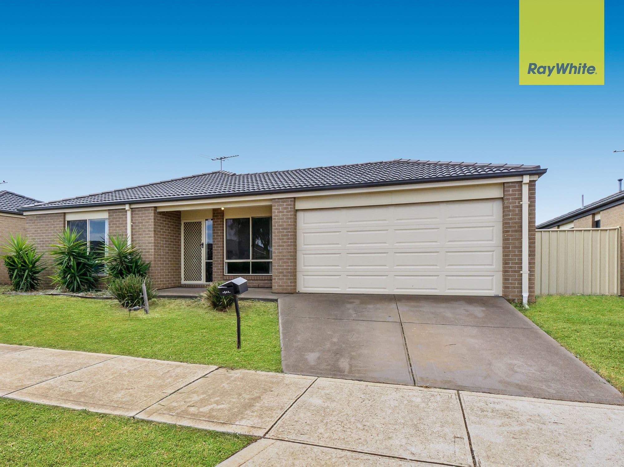25 Spearfelt Street, Kurunjang VIC 3337, Kurunjang - Thumbnail 2