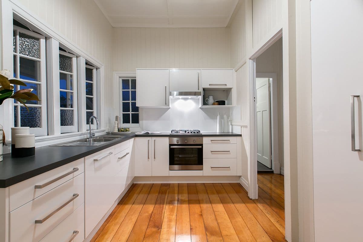 16 Cecil Road, Bardon QLD 4065, Bardon - Thumbnail 4