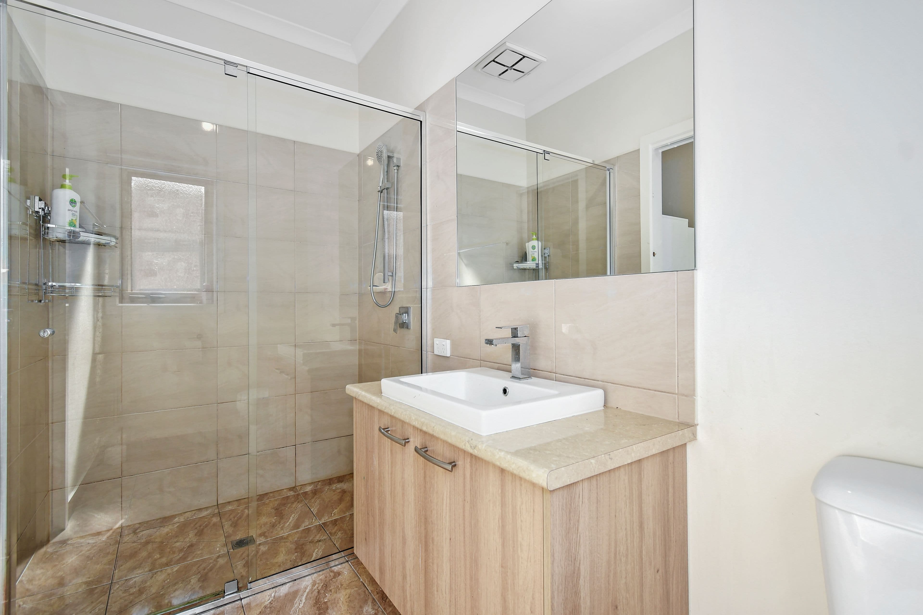10 Woodbine Street, Pakenham VIC 3810, Pakenham - Thumbnail 6