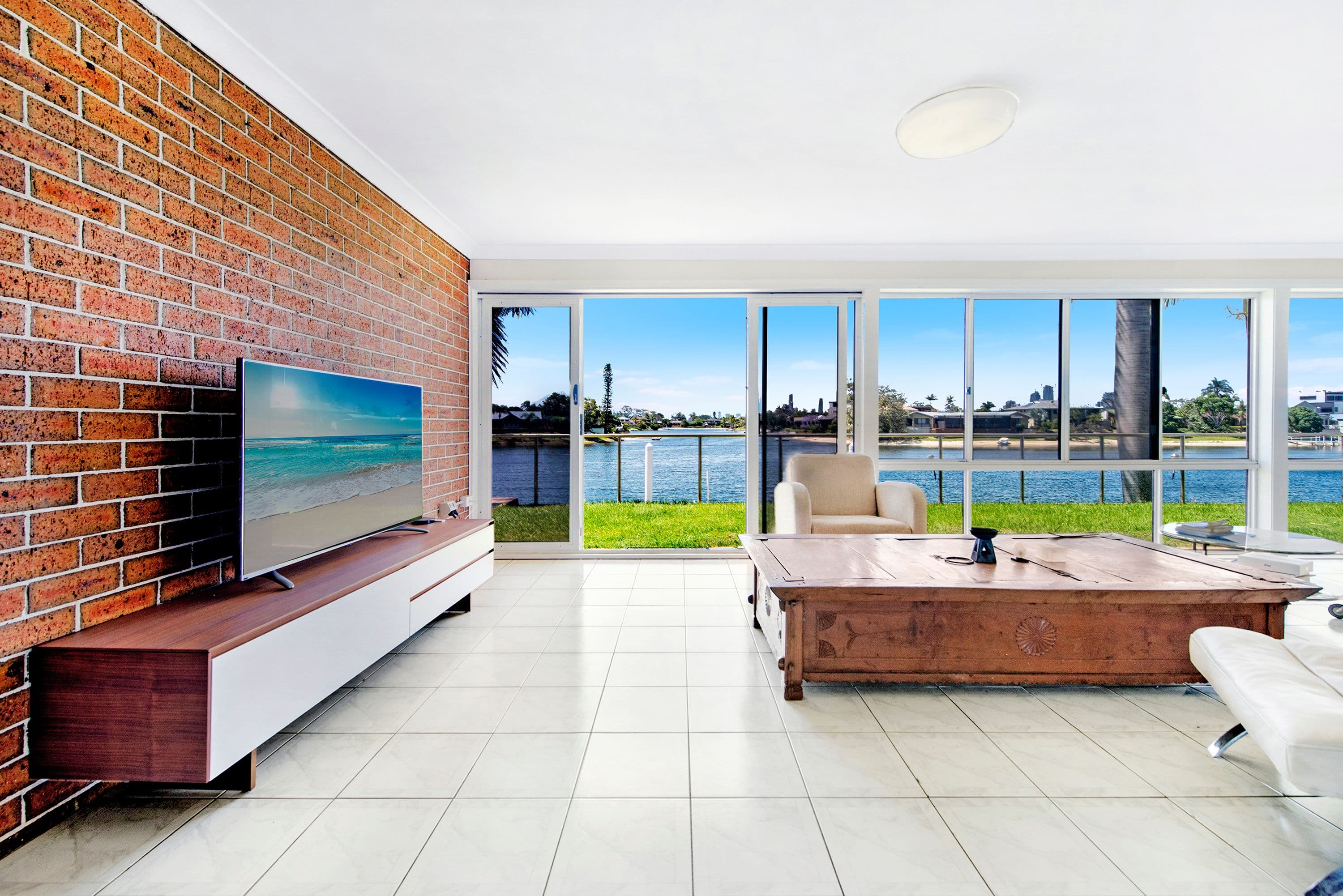 64 Waitomo Street, Broadbeach Waters QLD 4218, Broadbeach Waters - Thumbnail 6
