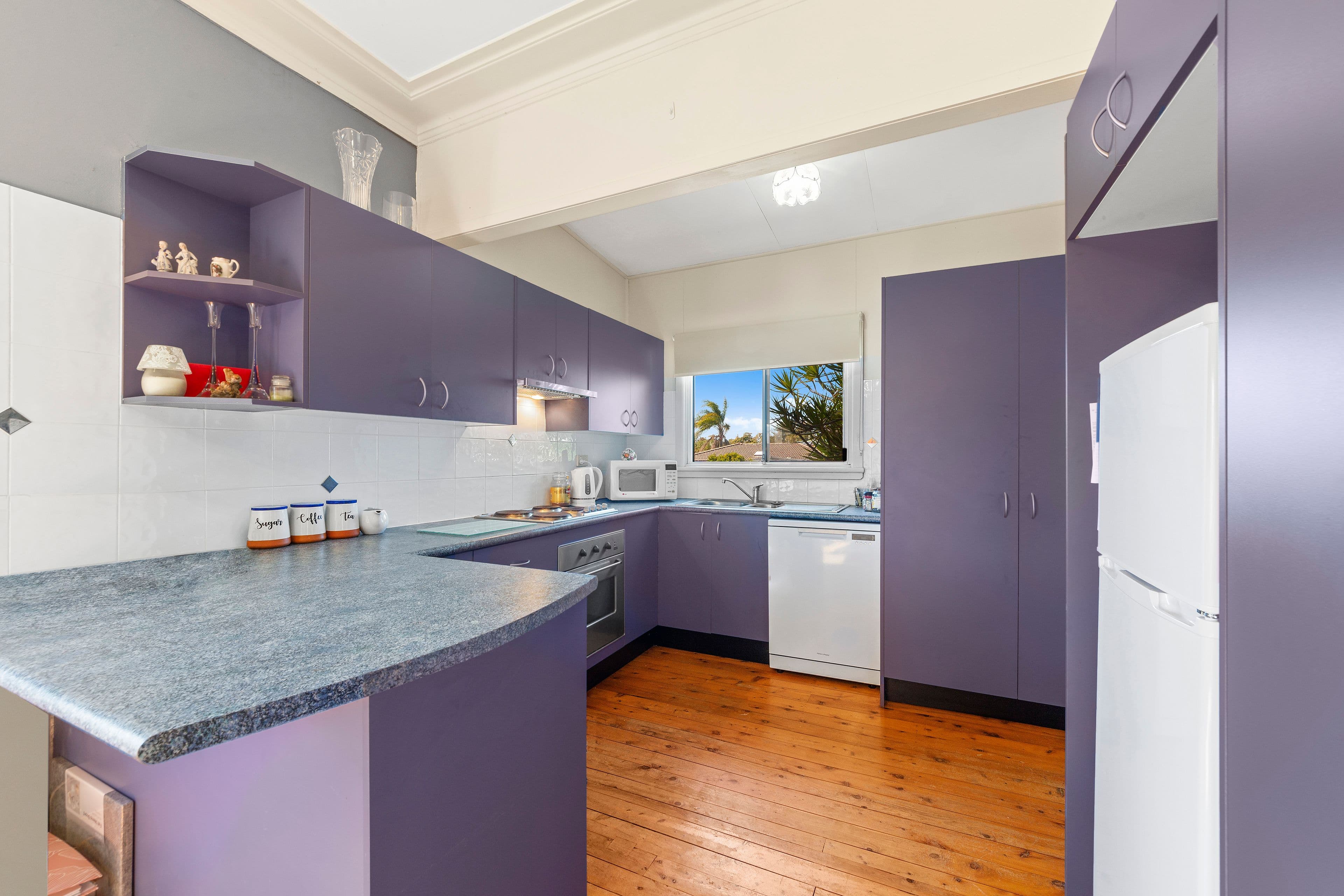10 Dampier Boulevard, Killarney Vale - Thumbnail 3