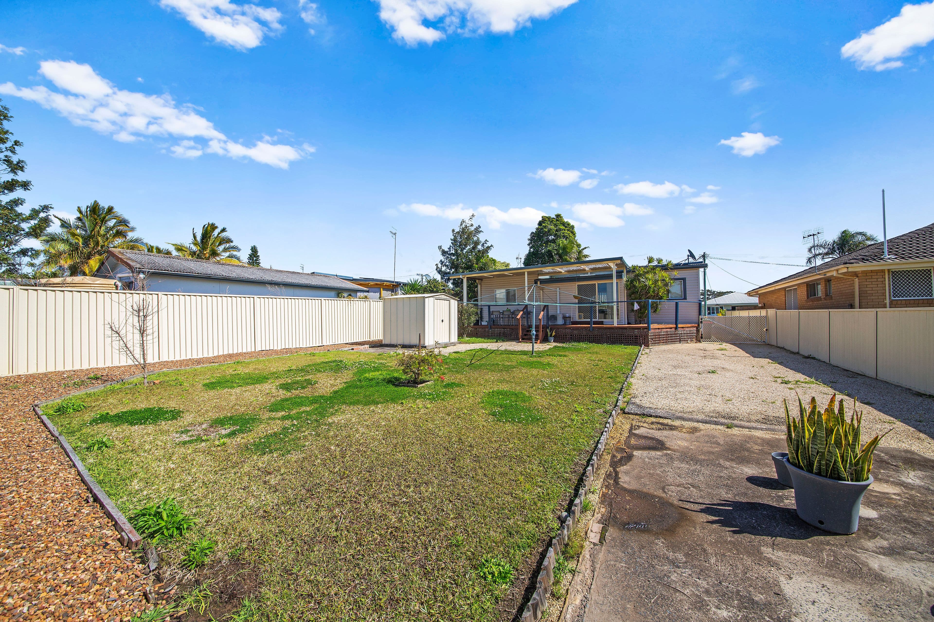 10 Dampier Boulevard, Killarney Vale - Thumbnail 8