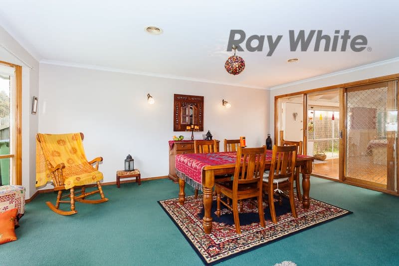 10 Sinclair Street, Somerville VIC 3912, Somerville - Thumbnail 4