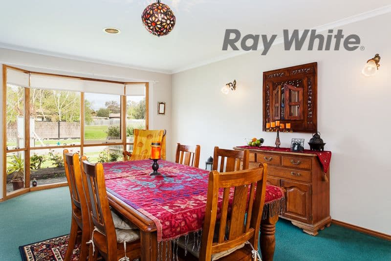 10 Sinclair Street, Somerville VIC 3912, Somerville - Thumbnail 5