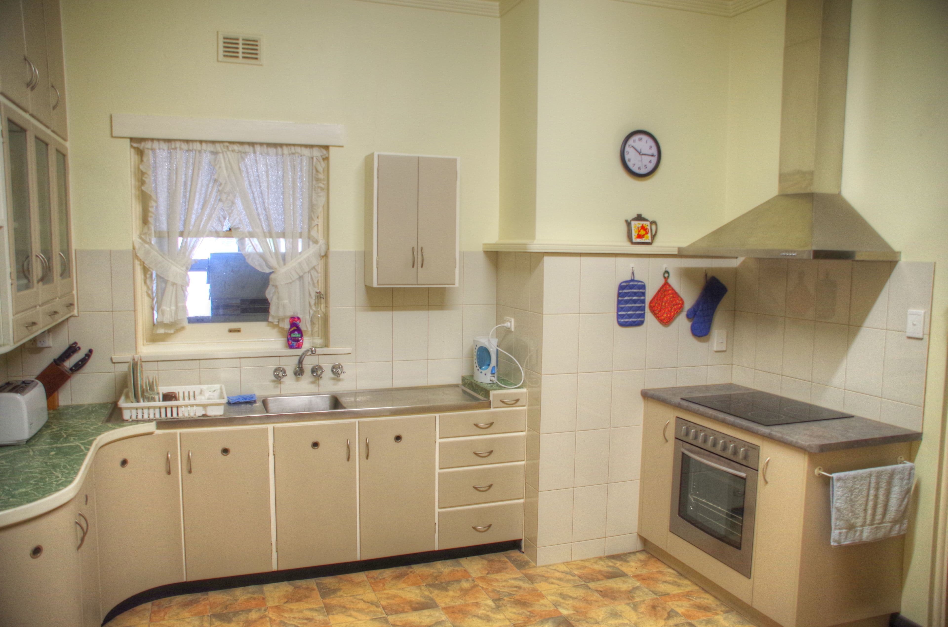 18 Seventeenth Street, Renmark SA 5341, Renmark - Thumbnail 3