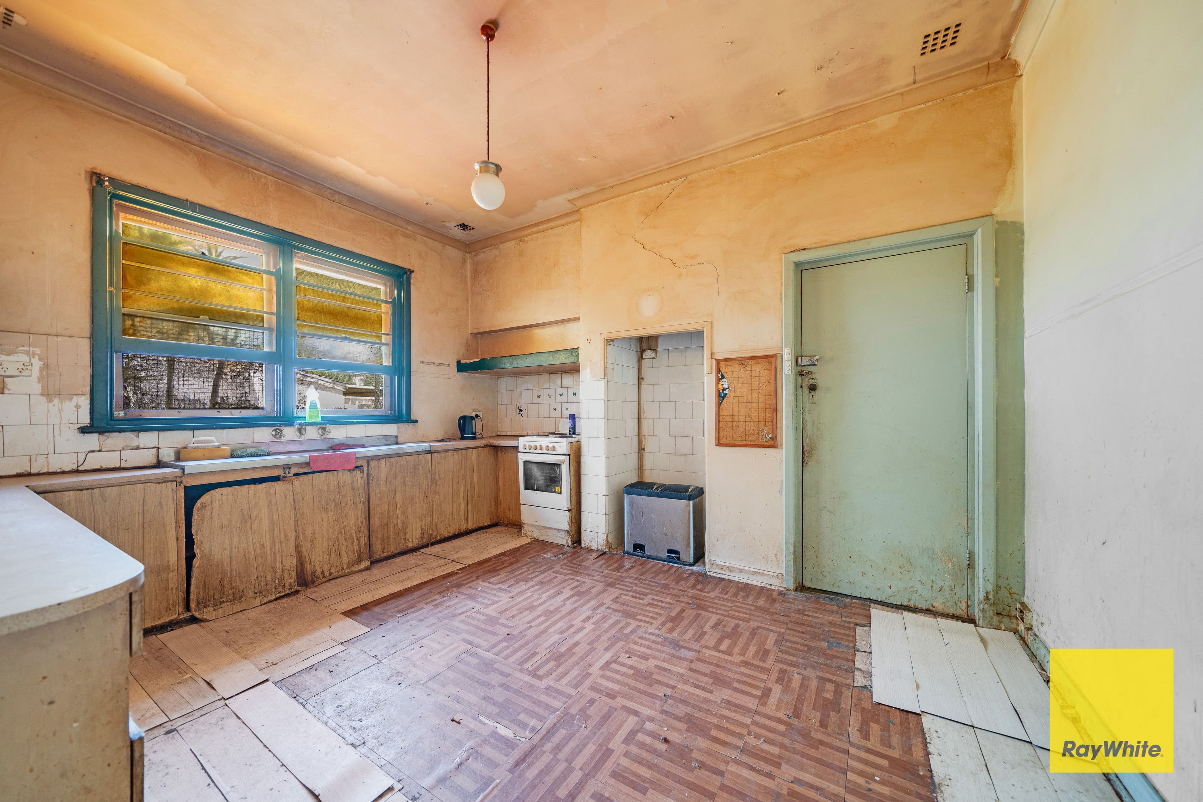 135 Birkett Street, Bedford WA 6052, Bedford - Thumbnail 6