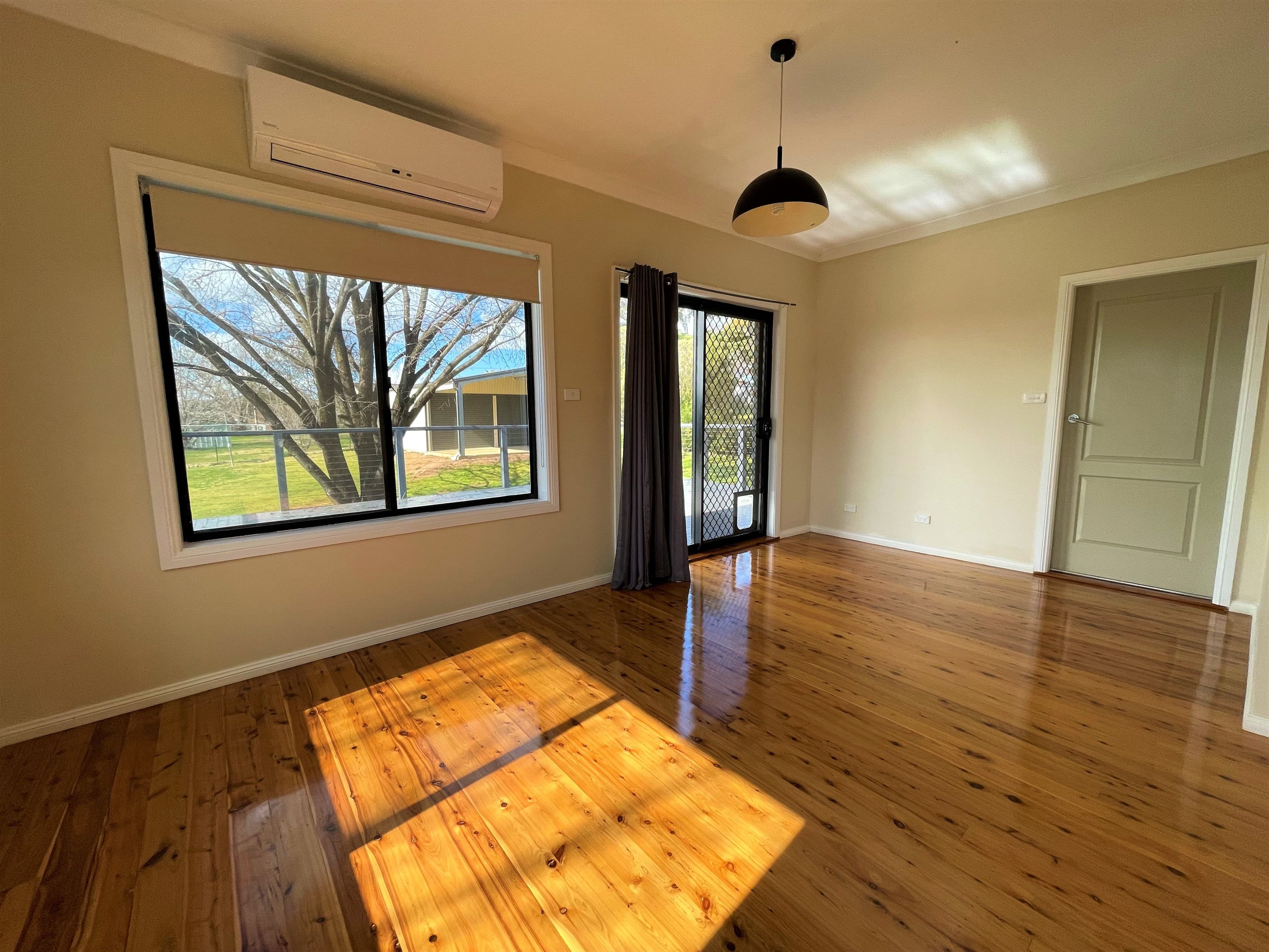 22 Cowper Street, Young NSW 2594, Young - Thumbnail 4