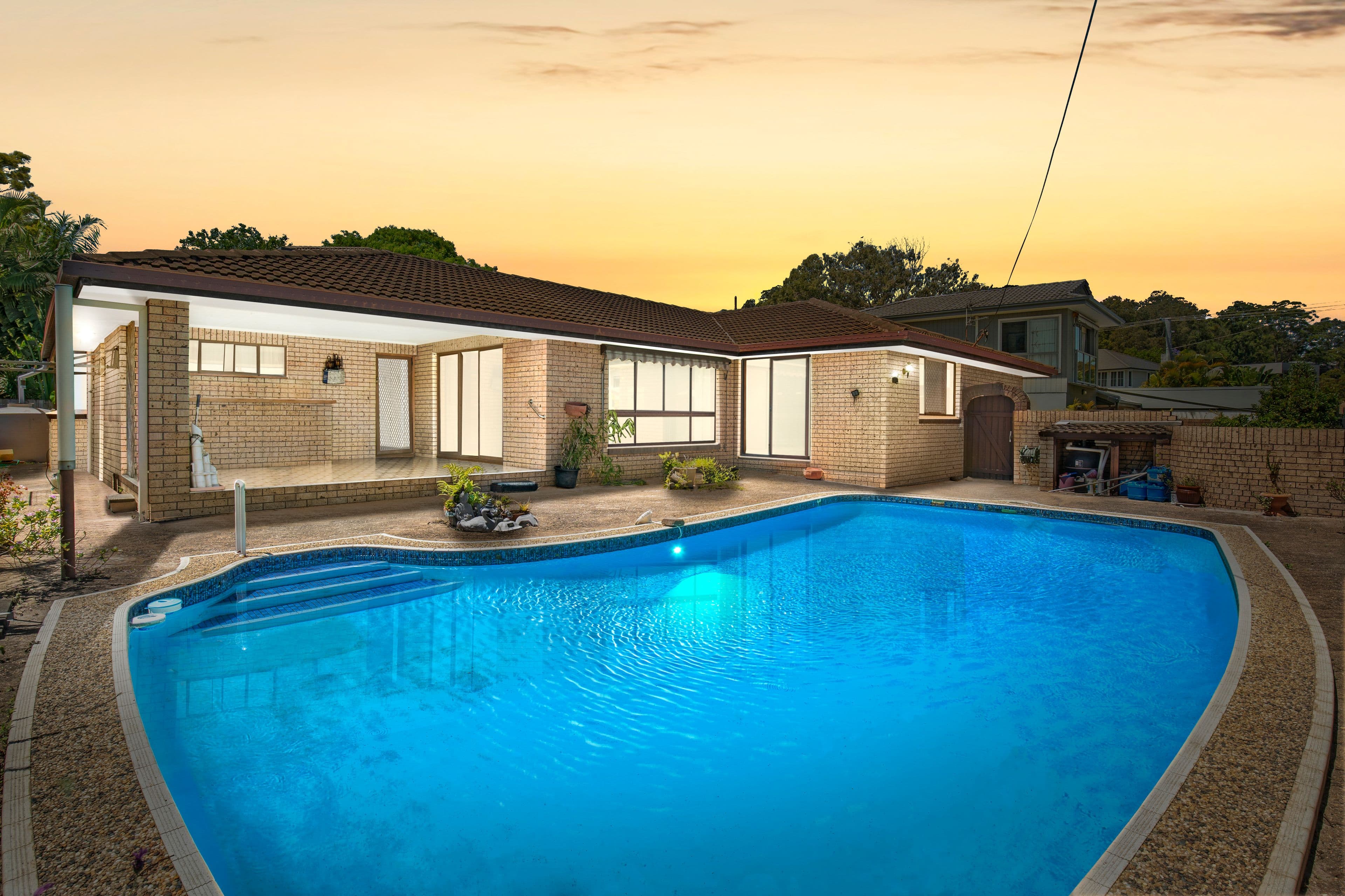 66 Acanthus Avenue, Burleigh Waters QLD 4220, Burleigh Waters - Thumbnail 4