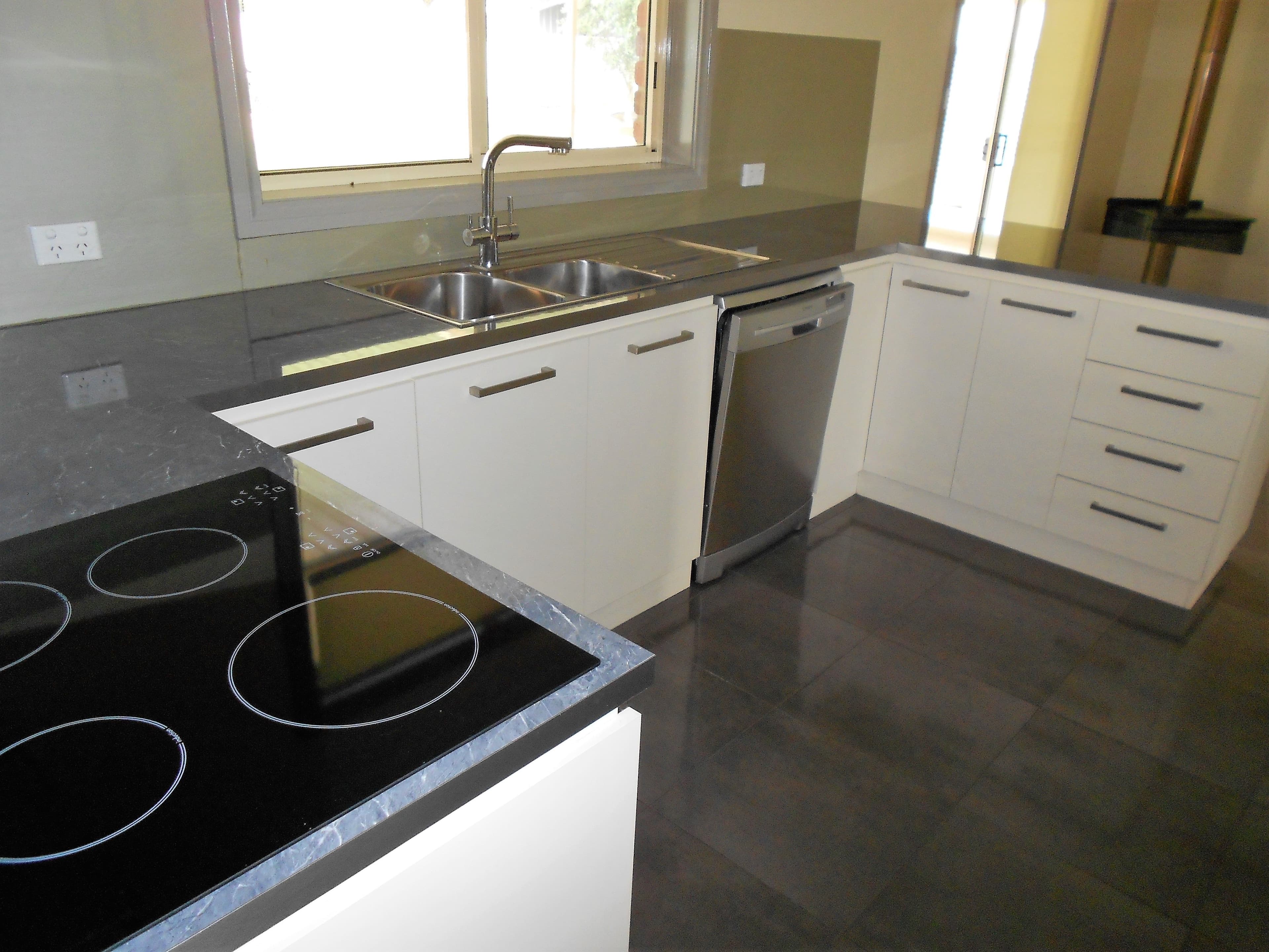 4 Kathleen Street, Bordertown SA 5268, Bordertown - Thumbnail 3