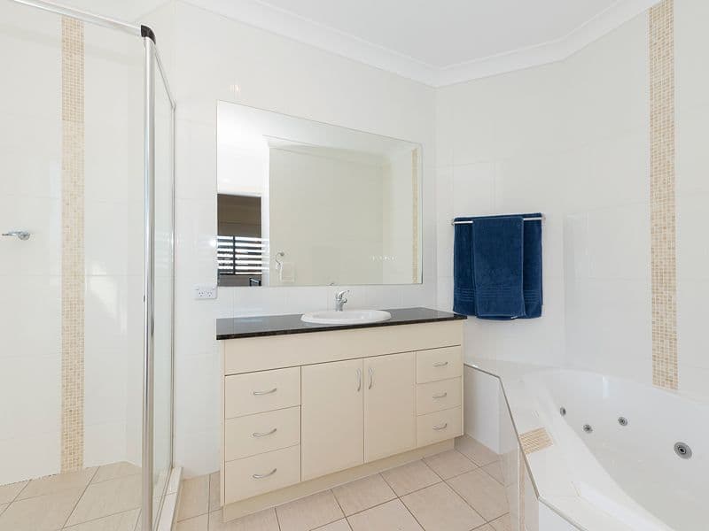 48 Yeronga Street, YERONGA QLD 4104, Yeronga - Thumbnail 7