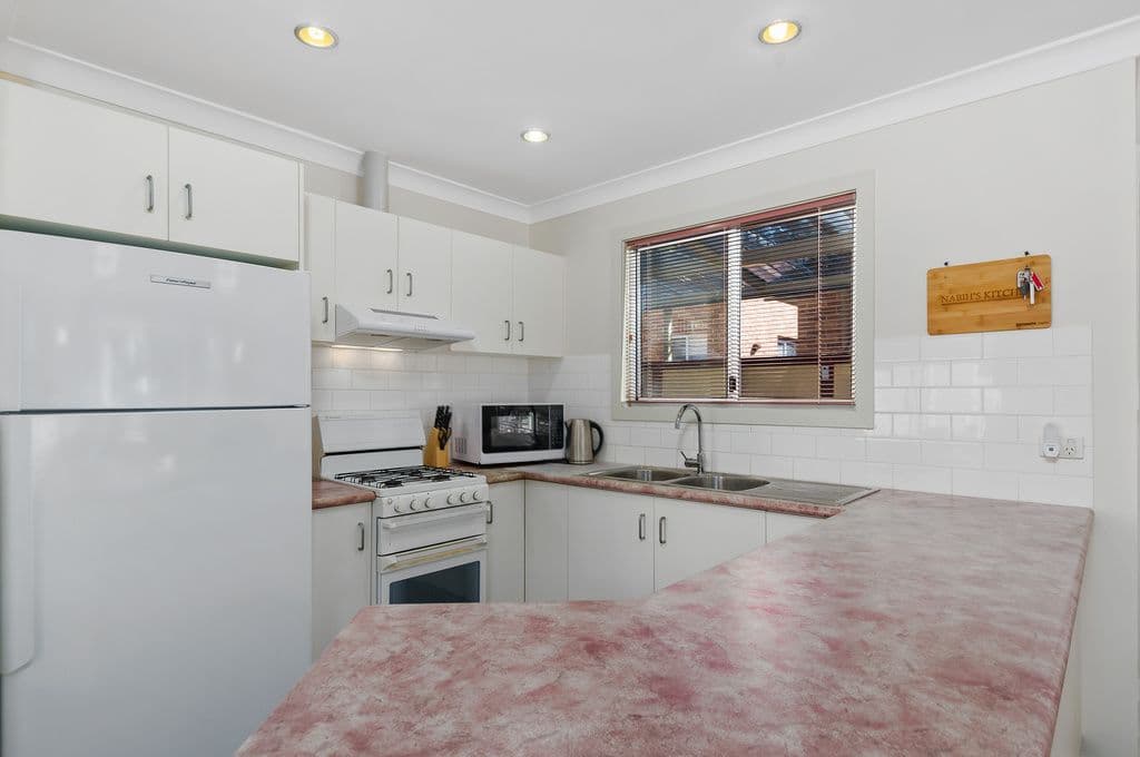 8 Stanthorpe Drive, Kanahooka - Thumbnail 3
