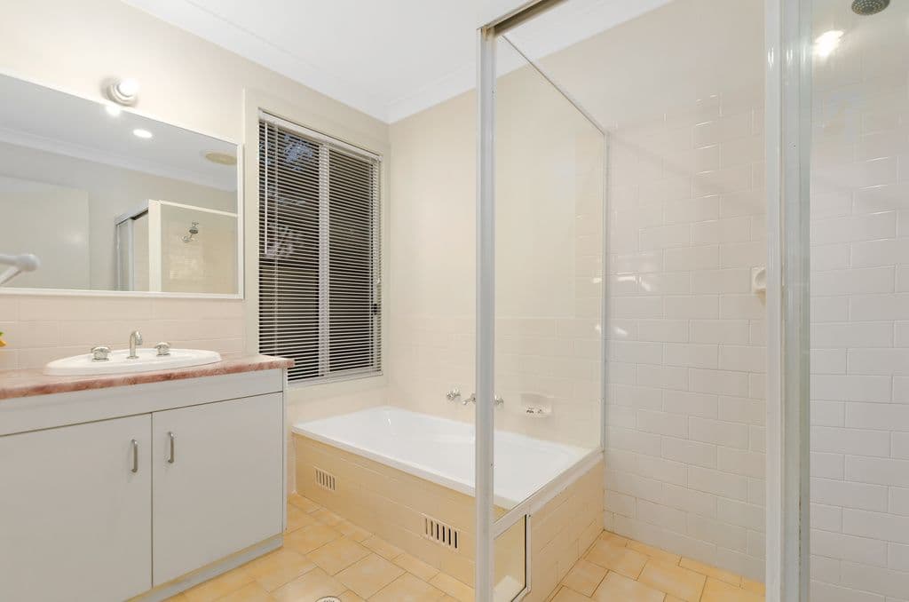 8 Stanthorpe Drive, Kanahooka - Thumbnail 8