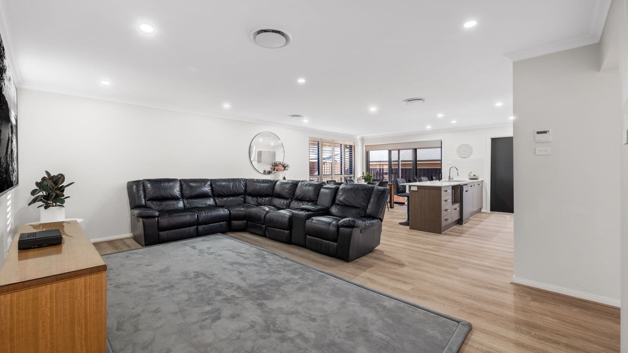 36 Rochford Road, GLEDSWOOD HILLS NSW 2557, Gledswood Hills - Thumbnail 4