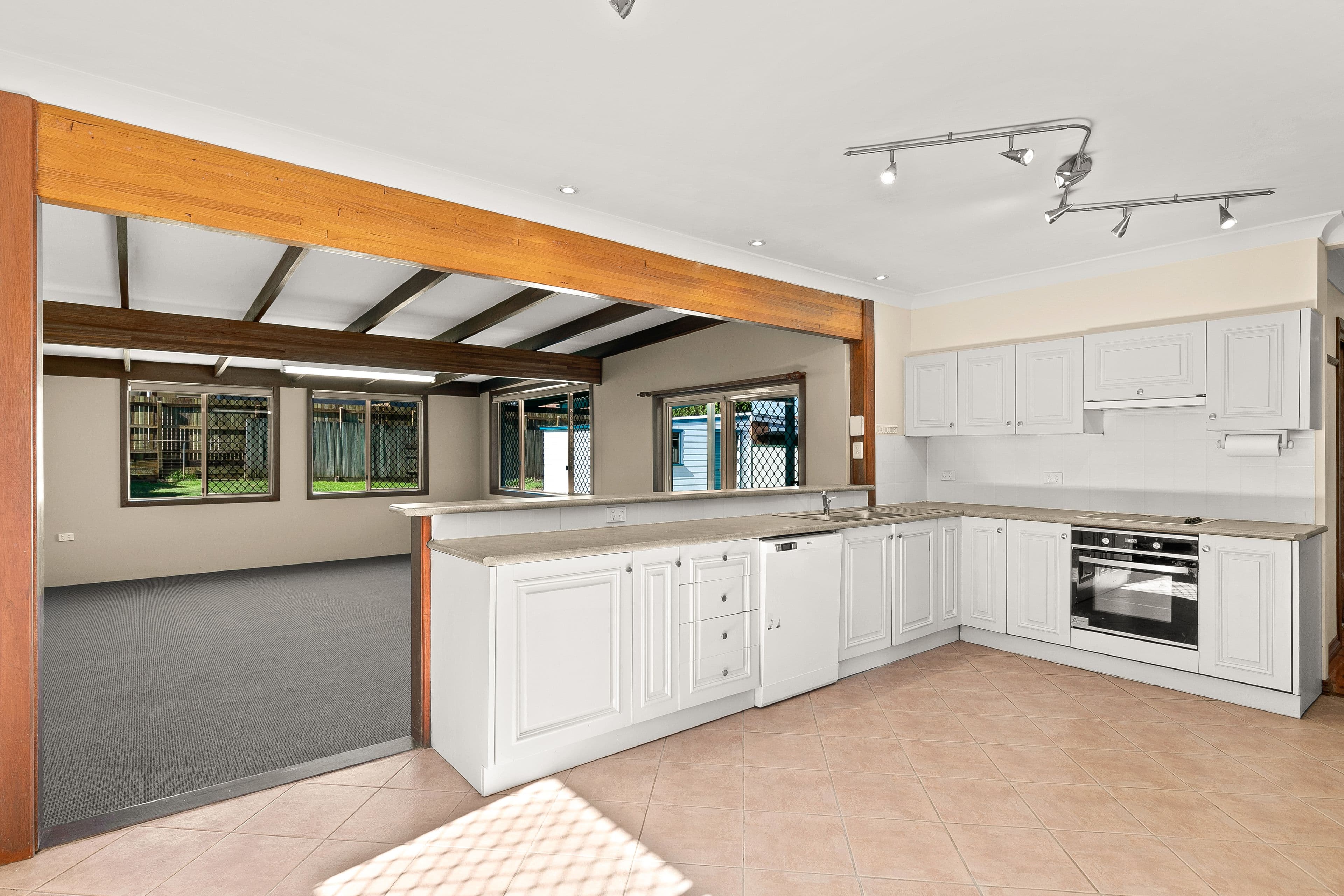 5 Lacaze Street, Wilsonton QLD 4350, Wilsonton - Thumbnail 4