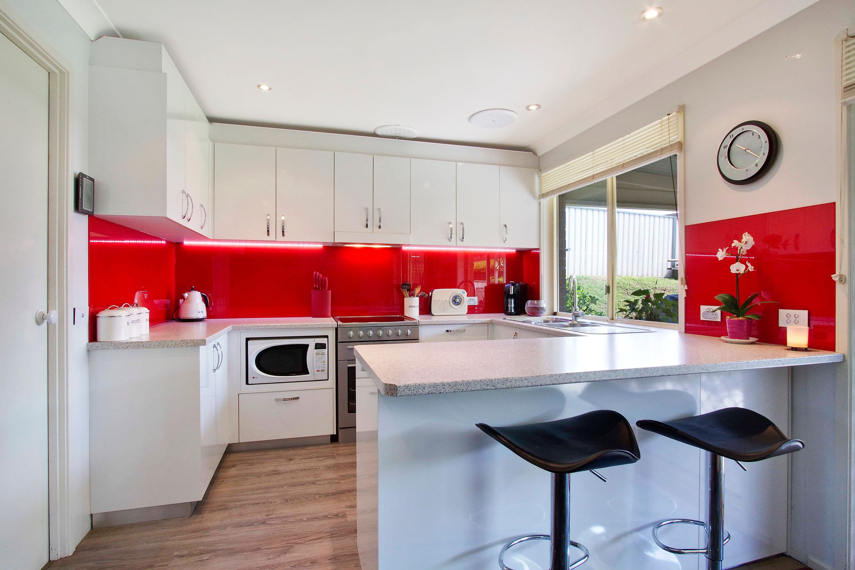 14 Fulton Place, North Richmond - Thumbnail 2