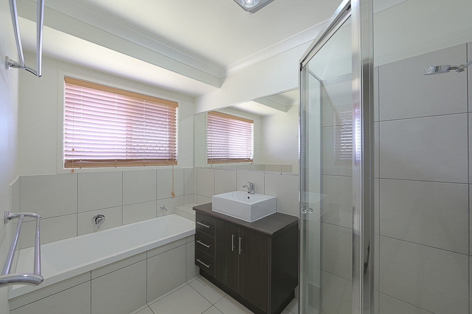 10 Sanctuary Drive, ASHFIELD QLD 4670, Ashfield - Thumbnail 3