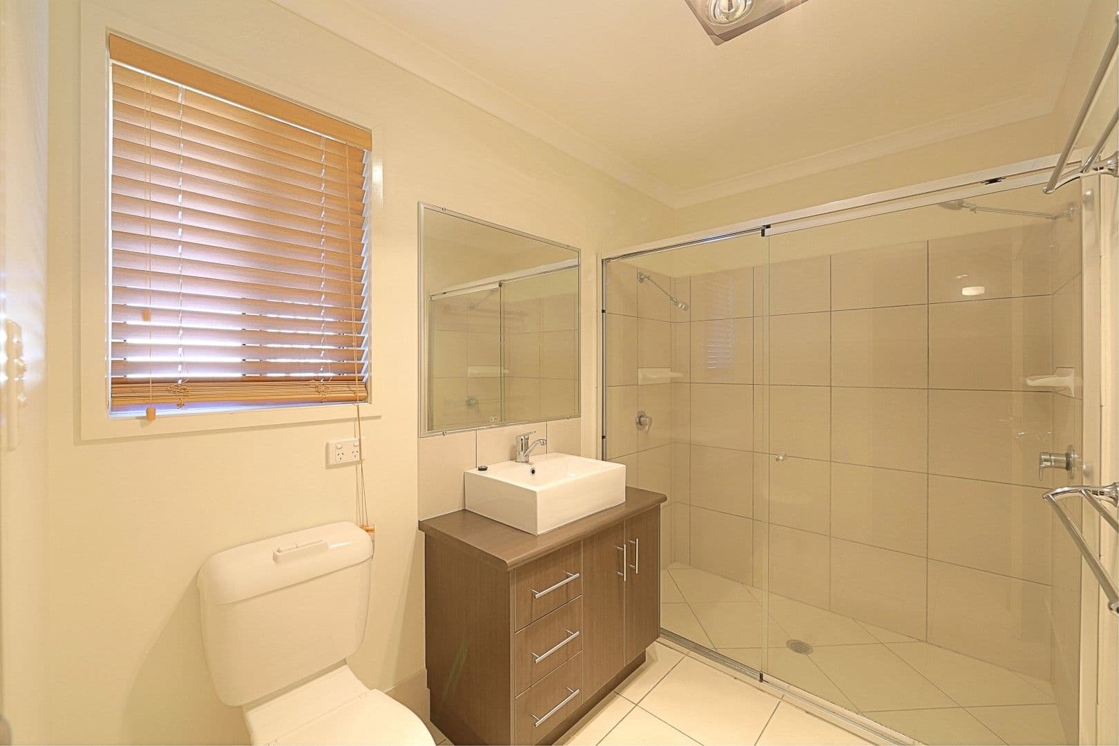 10 Sanctuary Drive, ASHFIELD QLD 4670, Ashfield - Thumbnail 4
