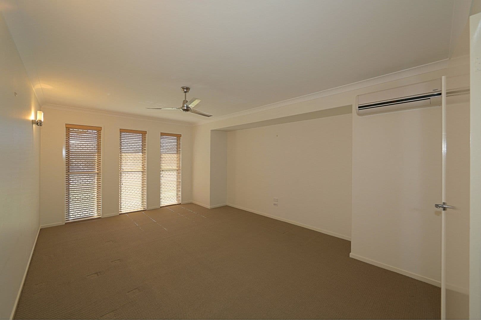 10 Sanctuary Drive, ASHFIELD QLD 4670, Ashfield - Thumbnail 5
