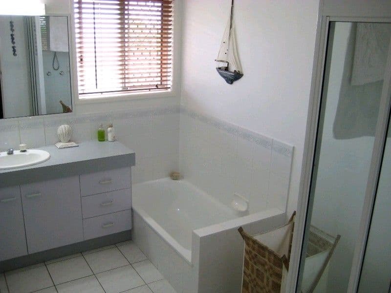 29 Houston Drive, AVOCA QLD 4670, Avoca - Thumbnail 4