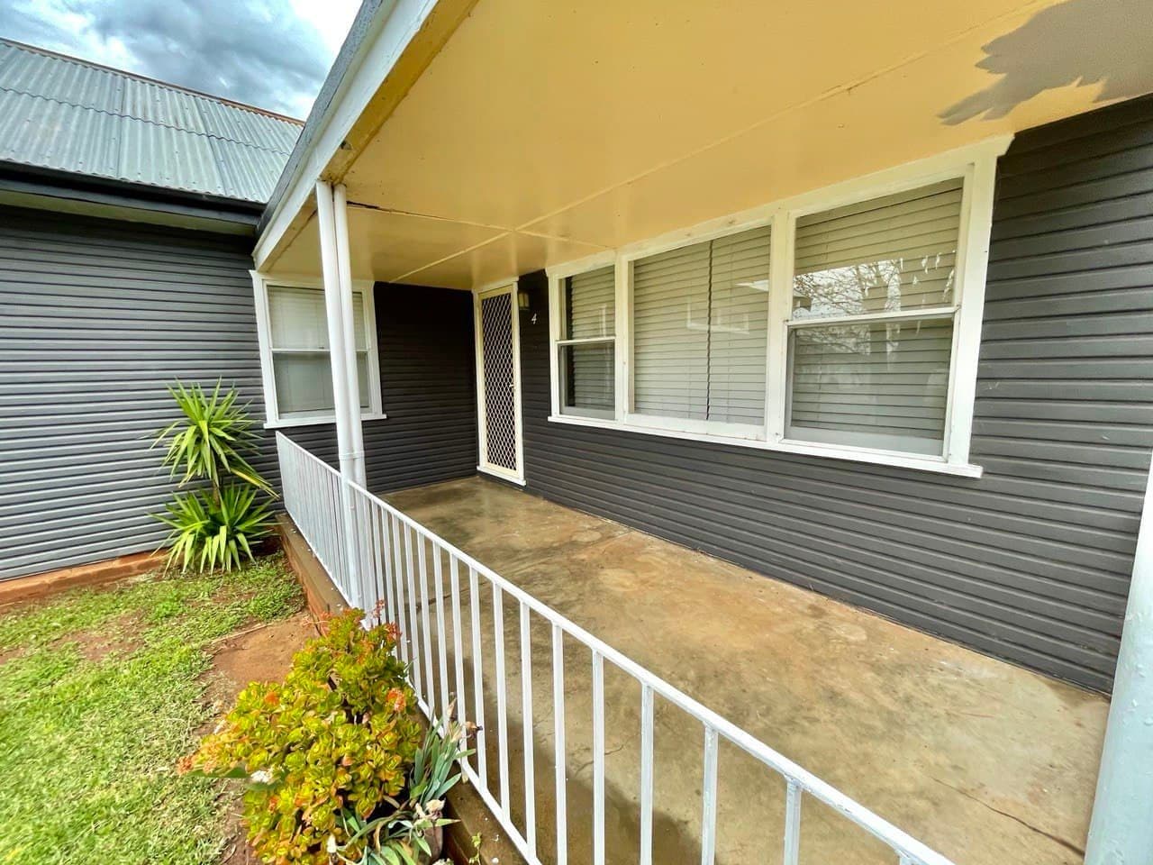 4 Waratah Street, Parkes NSW 2870, Parkes - Thumbnail 2
