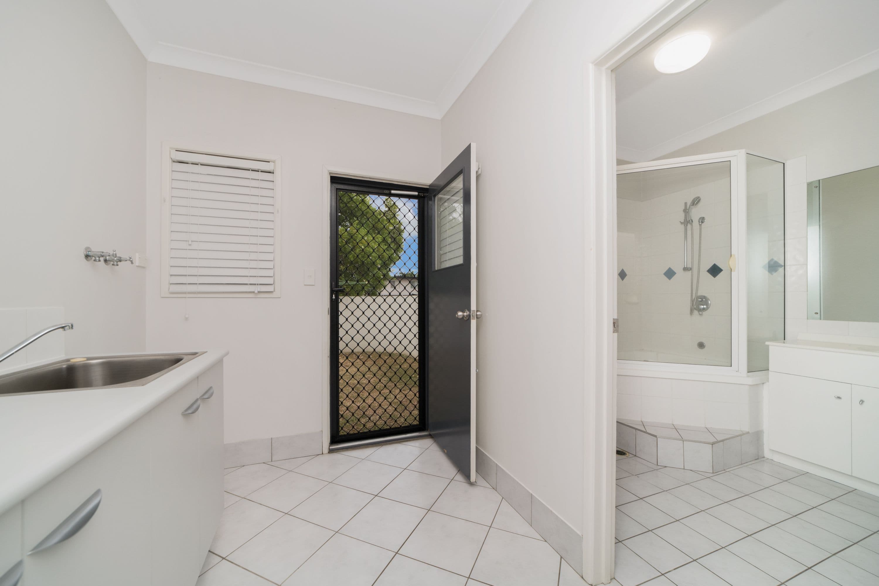 1-19 Burnda Street, Kirwan QLD 4817, Kirwan - Thumbnail 5