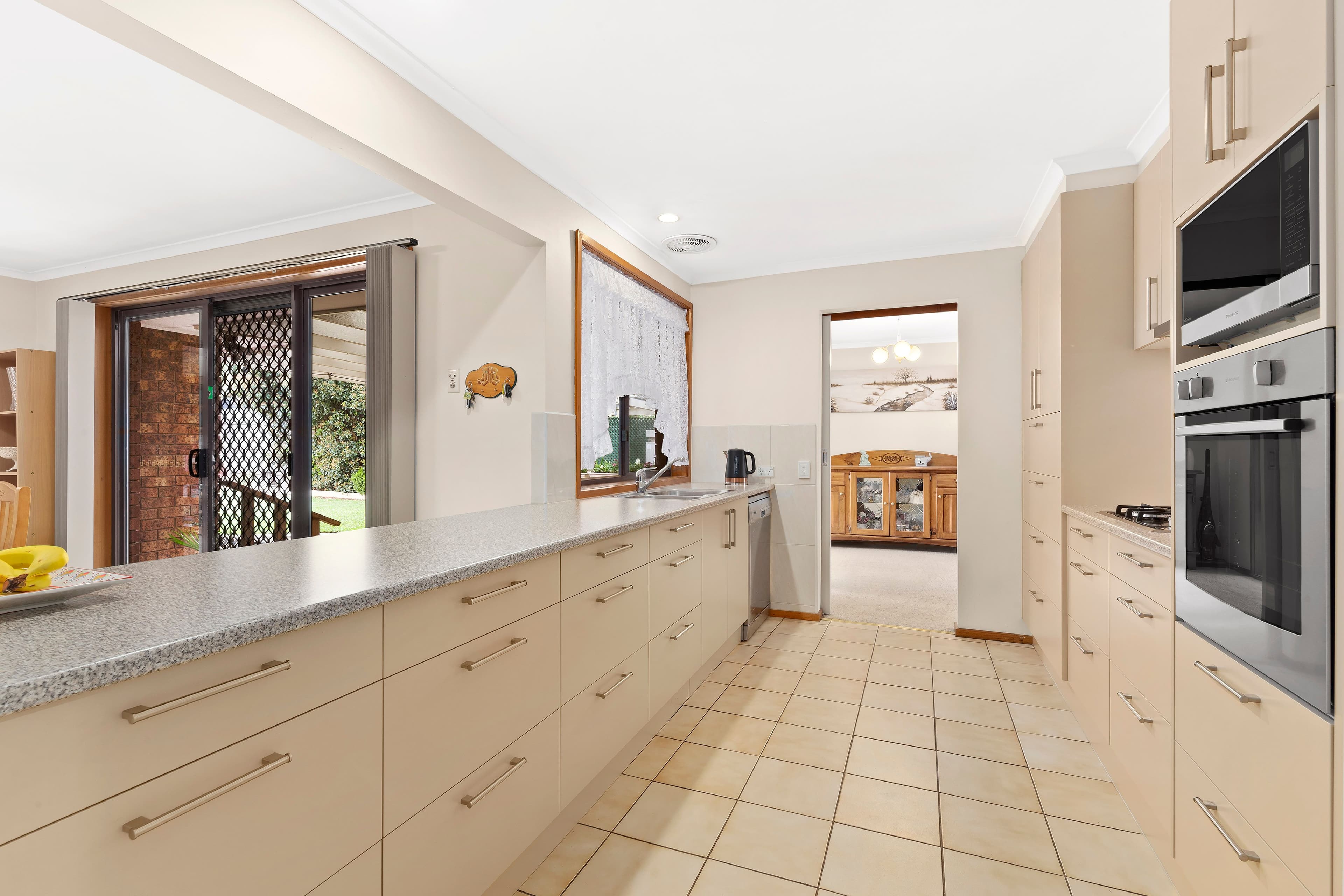 2 Azalea Avenue, Mill Park VIC 3082, Mill Park - Thumbnail 2