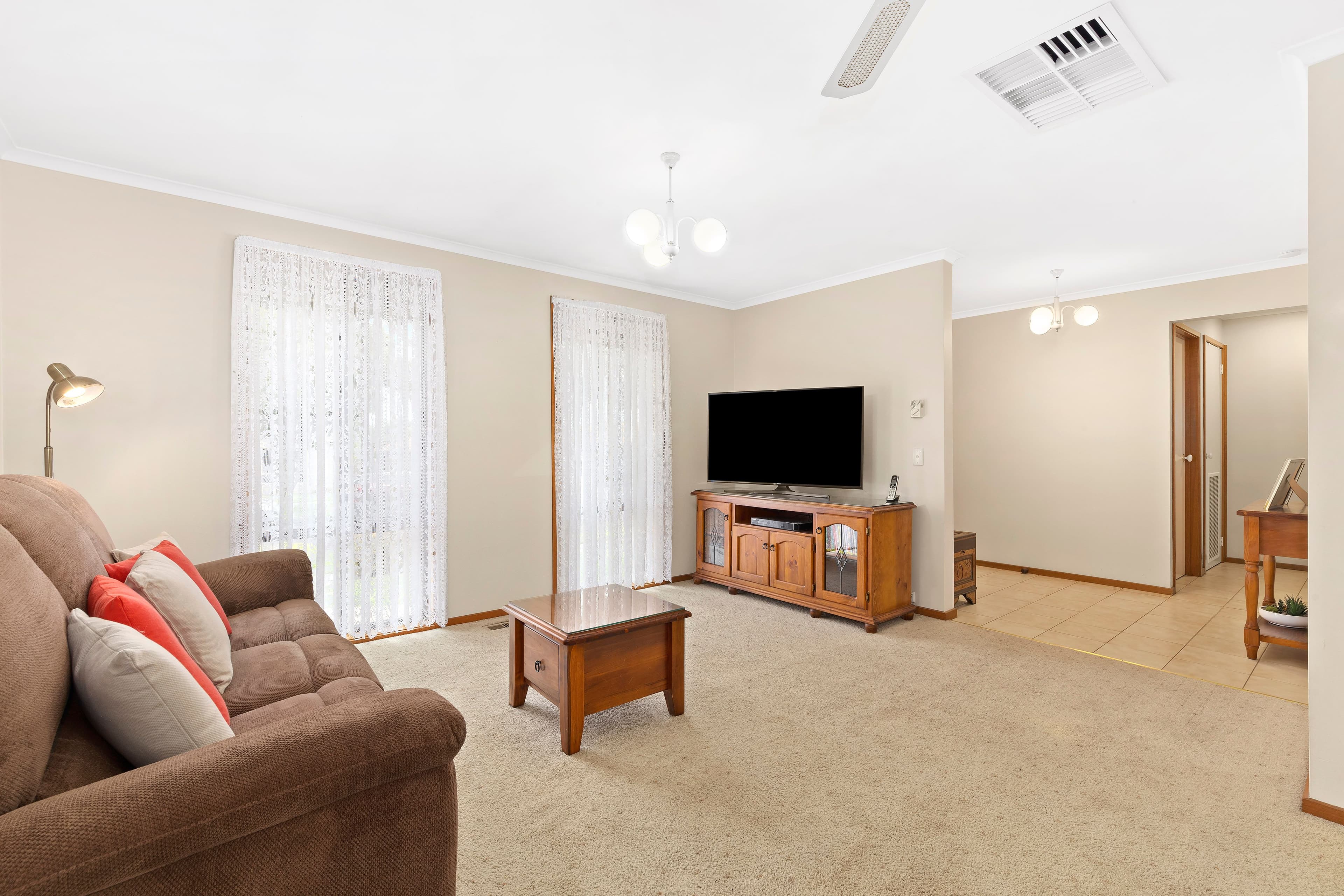 2 Azalea Avenue, Mill Park VIC 3082, Mill Park - Thumbnail 4