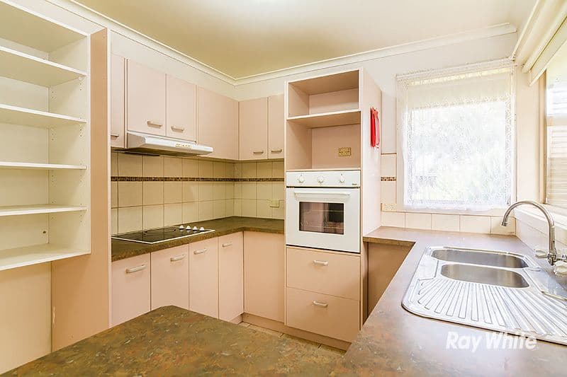21 Bruce Street, CRANBOURNE VIC 3977, Cranbourne - Thumbnail 6