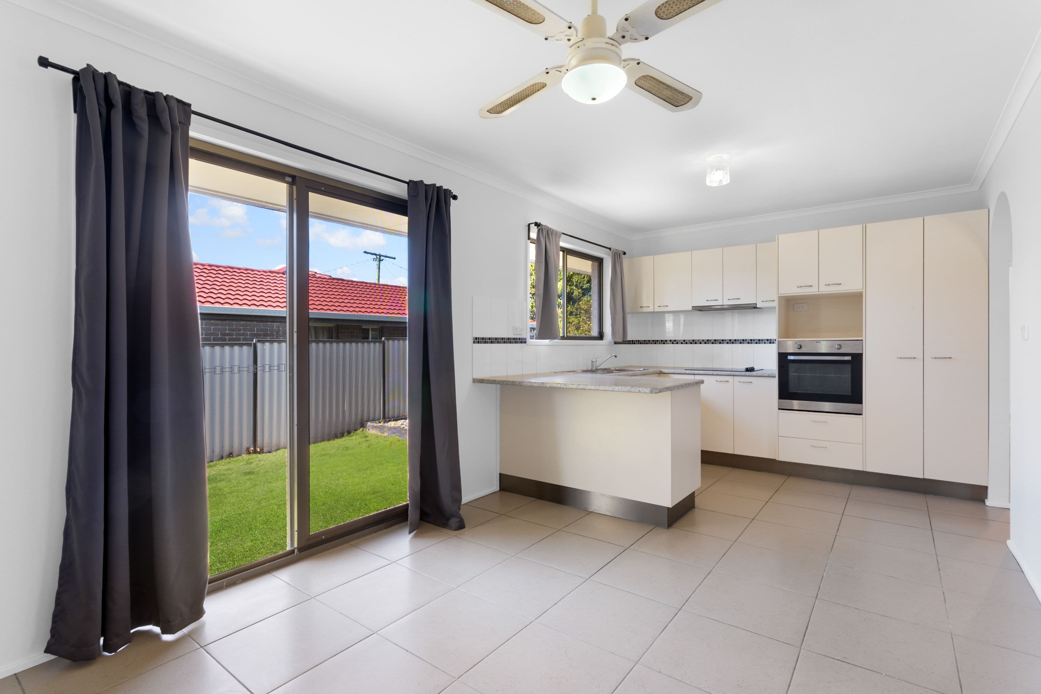 2 Denise Street, Deception Bay QLD 4508, Deception Bay - Thumbnail 5