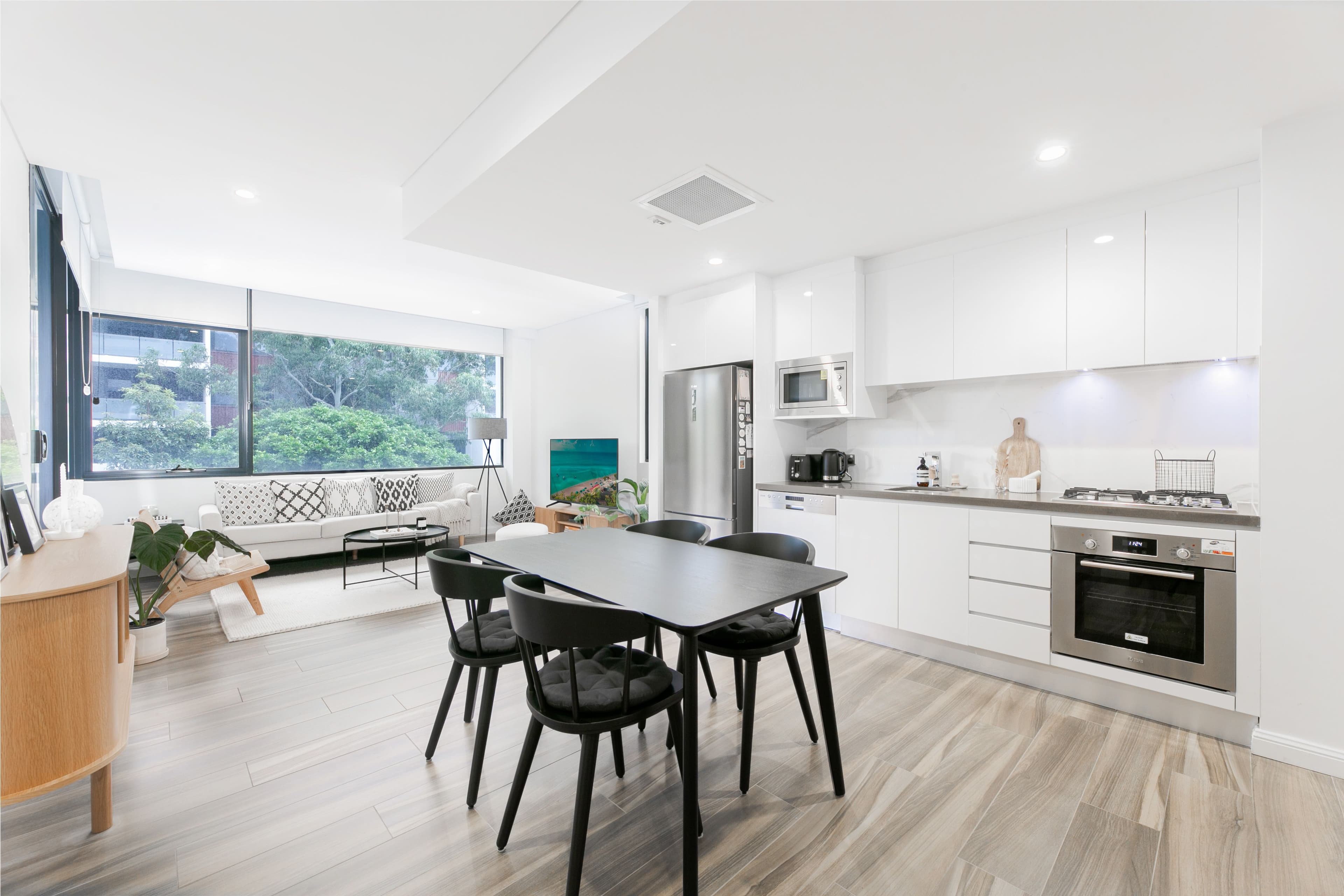 42 Rosebery Avenue, Rosebery NSW 2018, Rosebery - Thumbnail 2