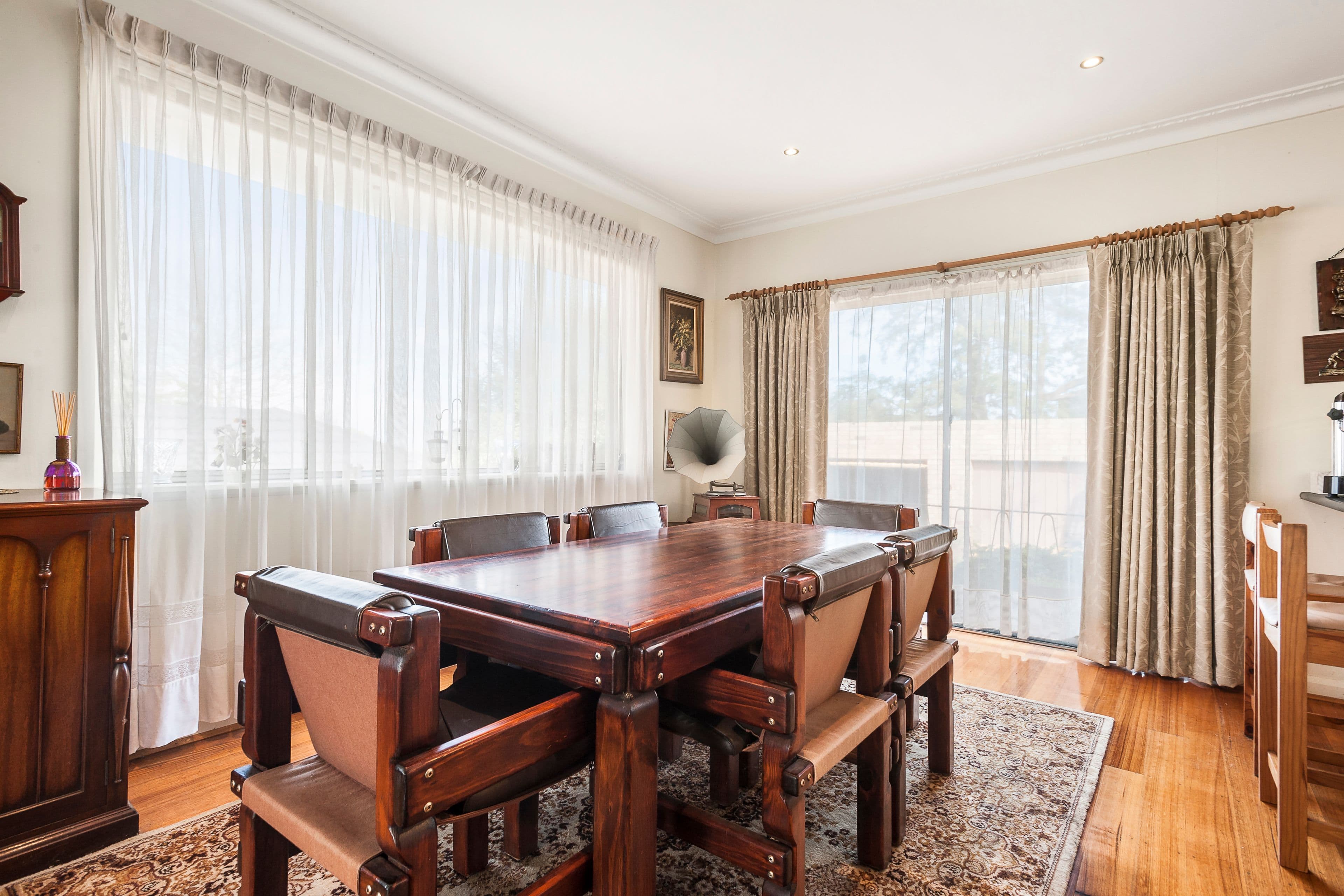 42 Avonhurst Drive, Glen Waverley VIC 3150, Glen Waverley - Thumbnail 4