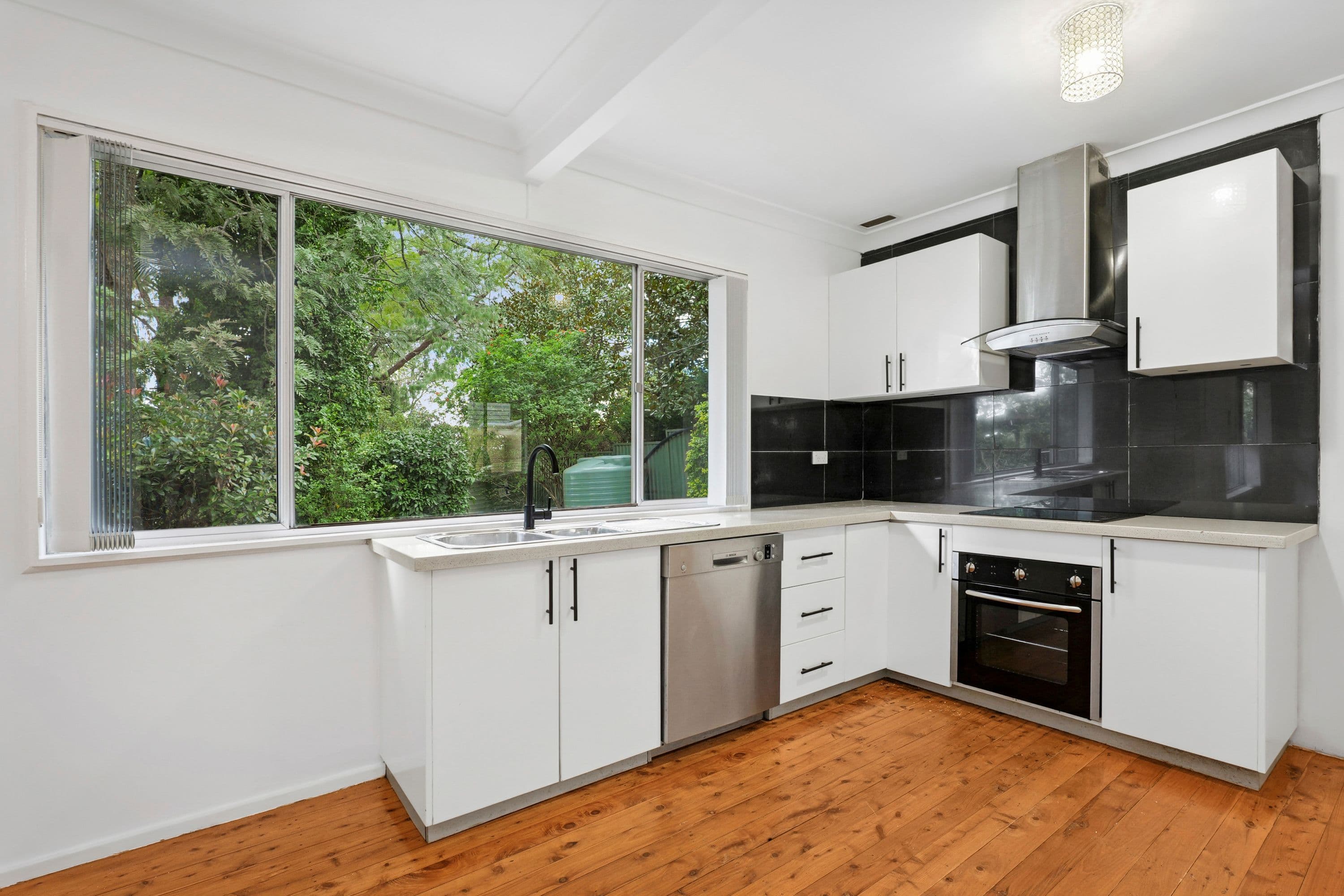 192 Lieutenant Bowen Drive, Bowen Mountain NSW 2753, Bowen Mountain - Thumbnail 2