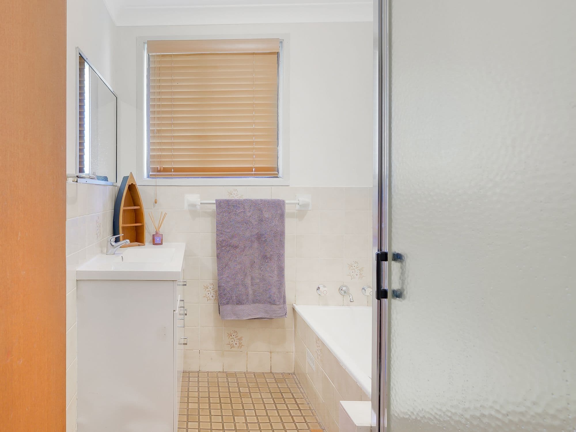 34 Lorenzo Crescent, Rosemeadow NSW 2560, Rosemeadow - Thumbnail 8