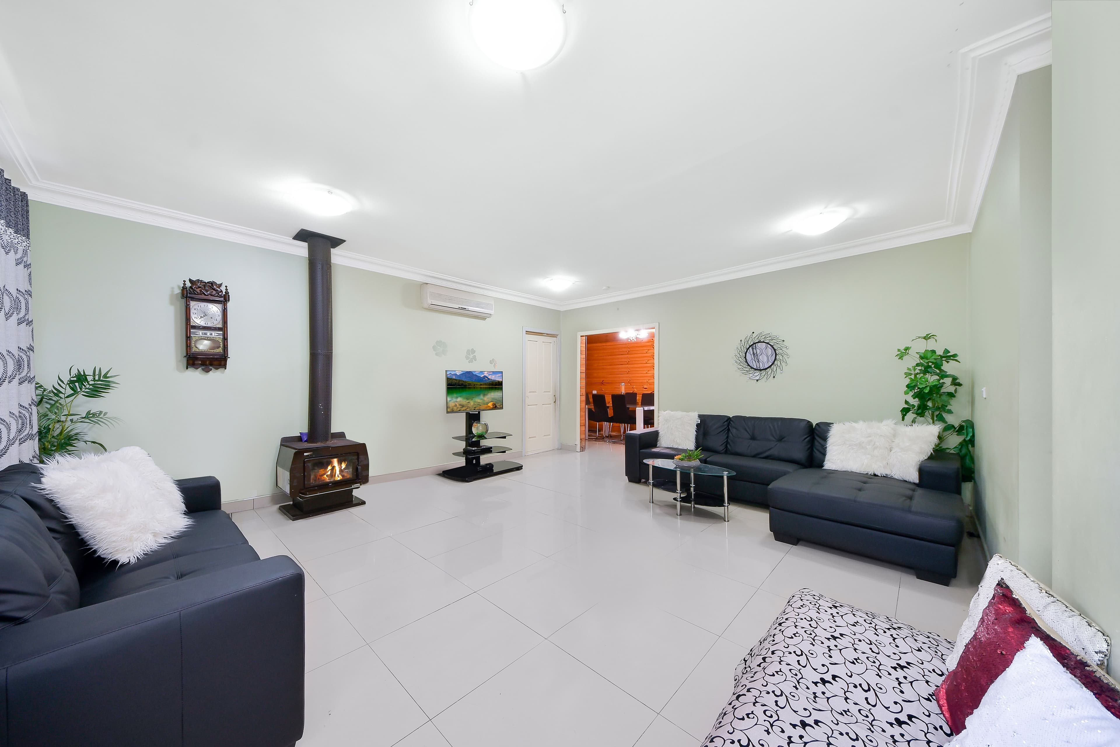 75 Rudd Road, Leumeah - Thumbnail 2